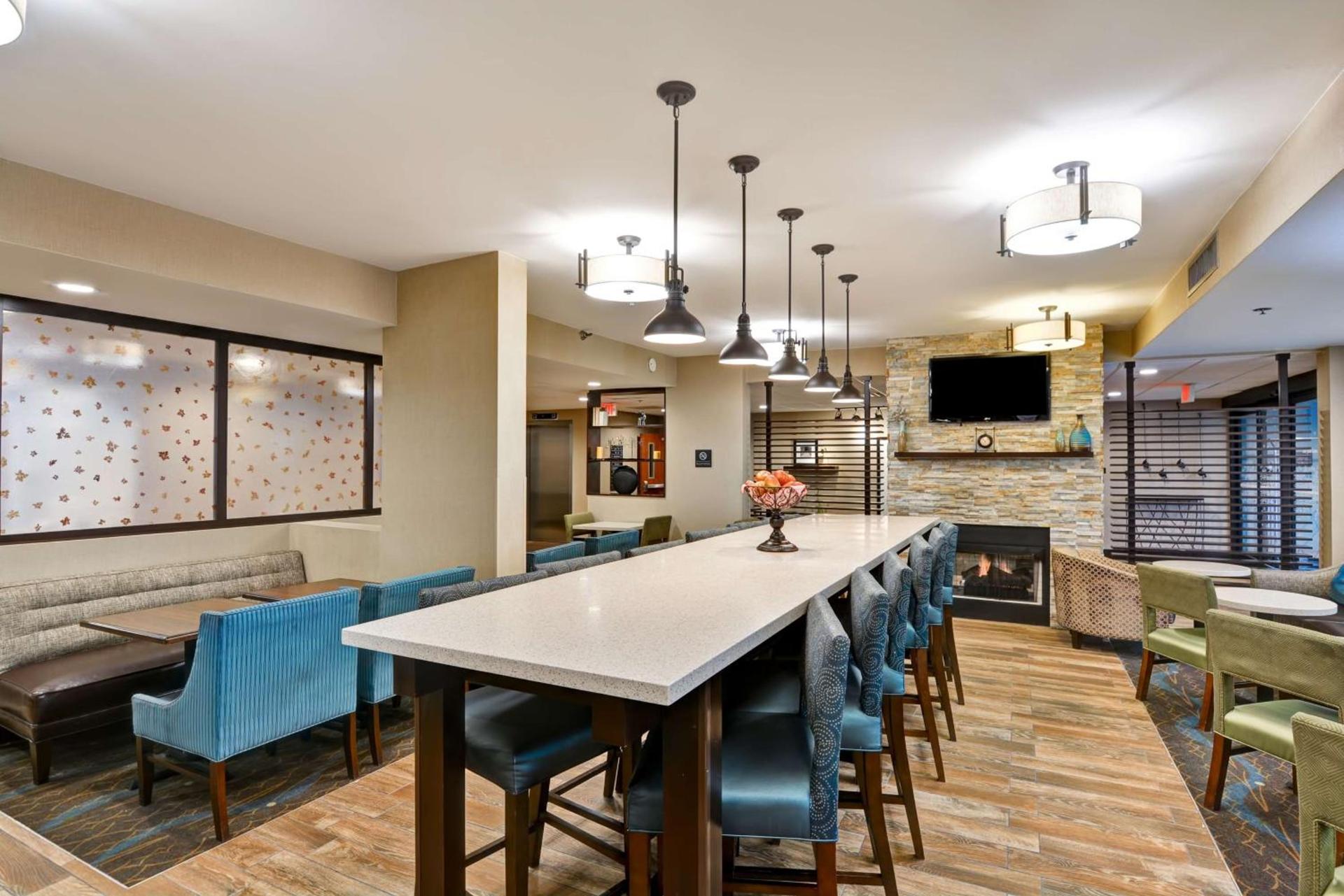 Hampton Inn Hendersonville photo 11