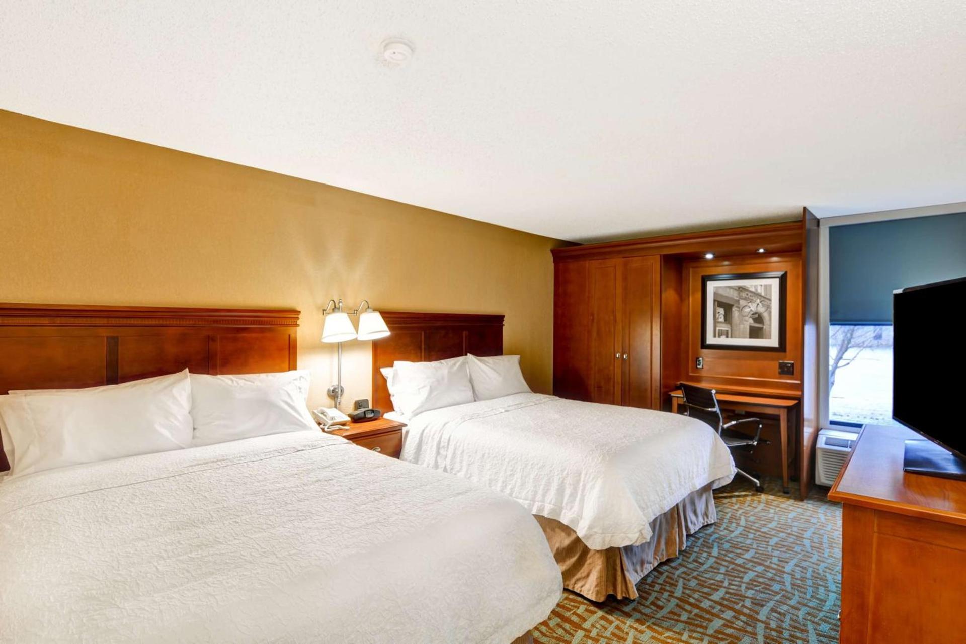 Hampton Inn Hendersonville photo 24