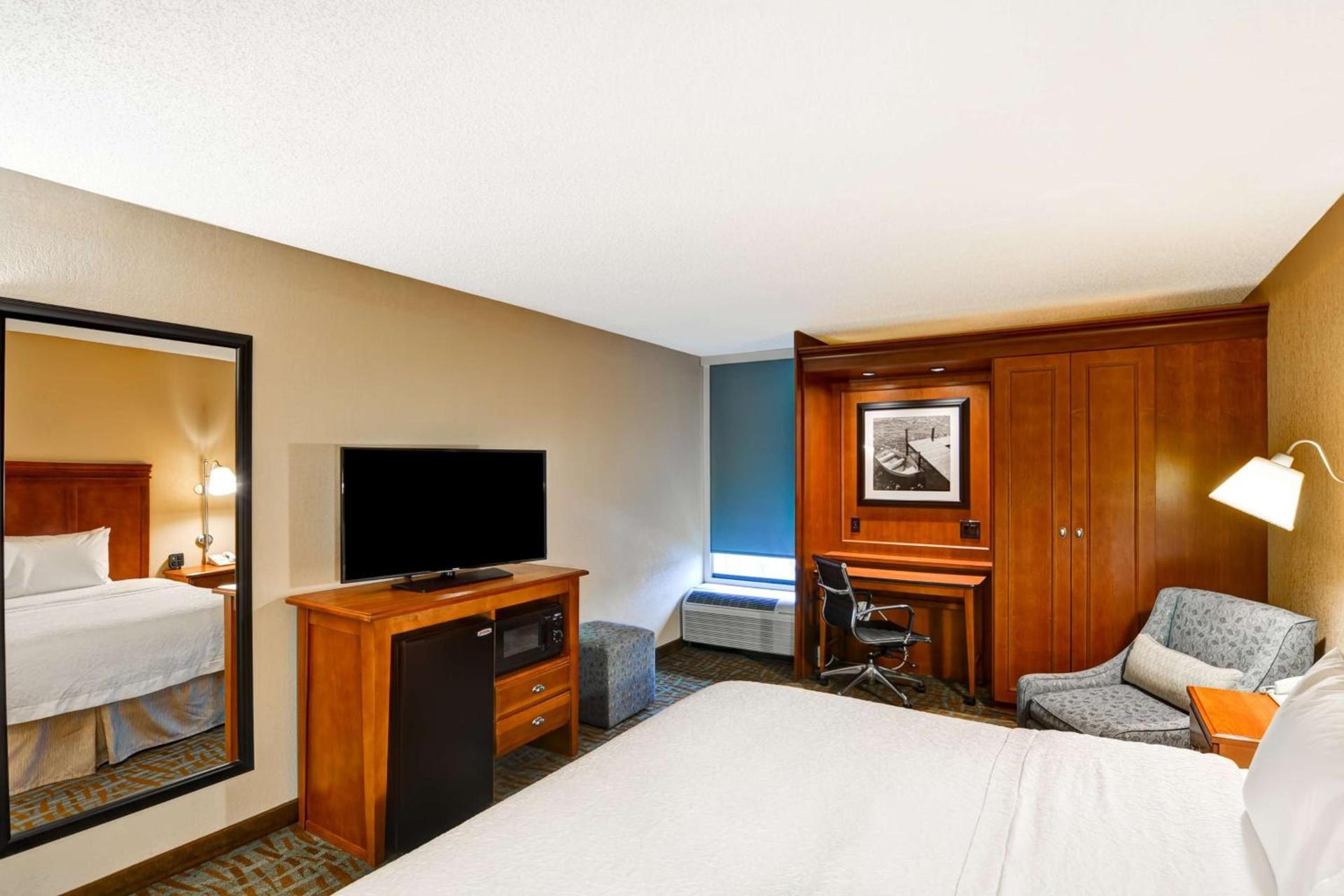 Hampton Inn Hendersonville photo 25