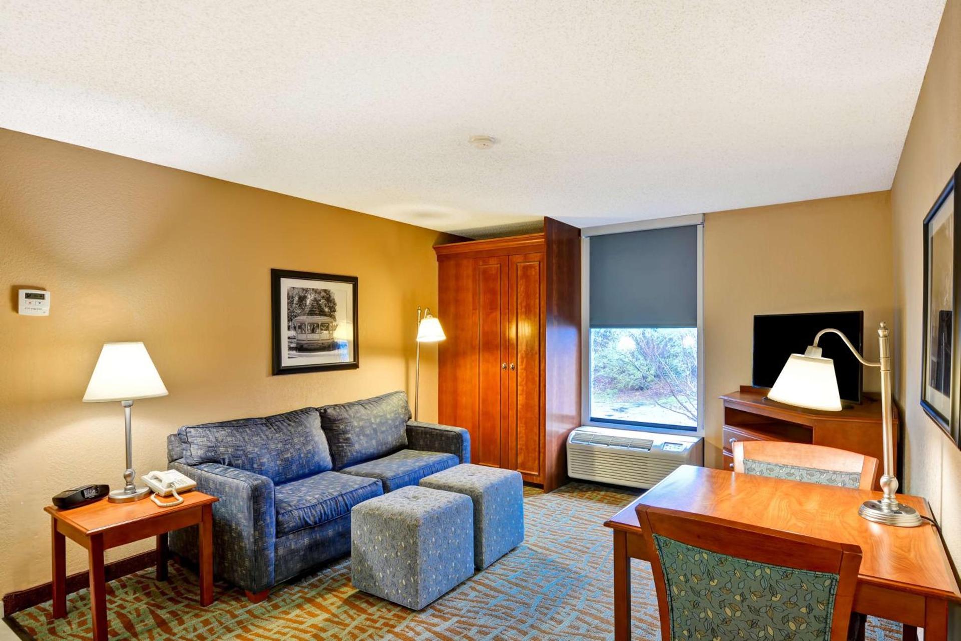 Hampton Inn Hendersonville photo 31