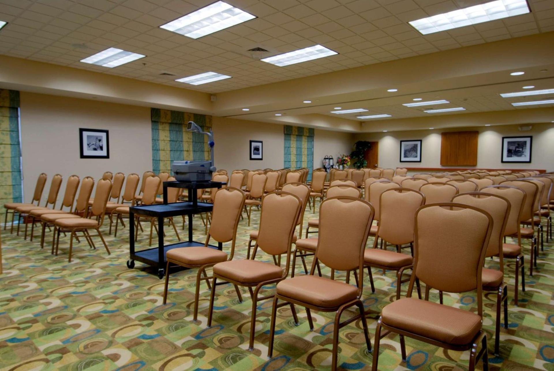 Hampton Inn Hendersonville photo 49