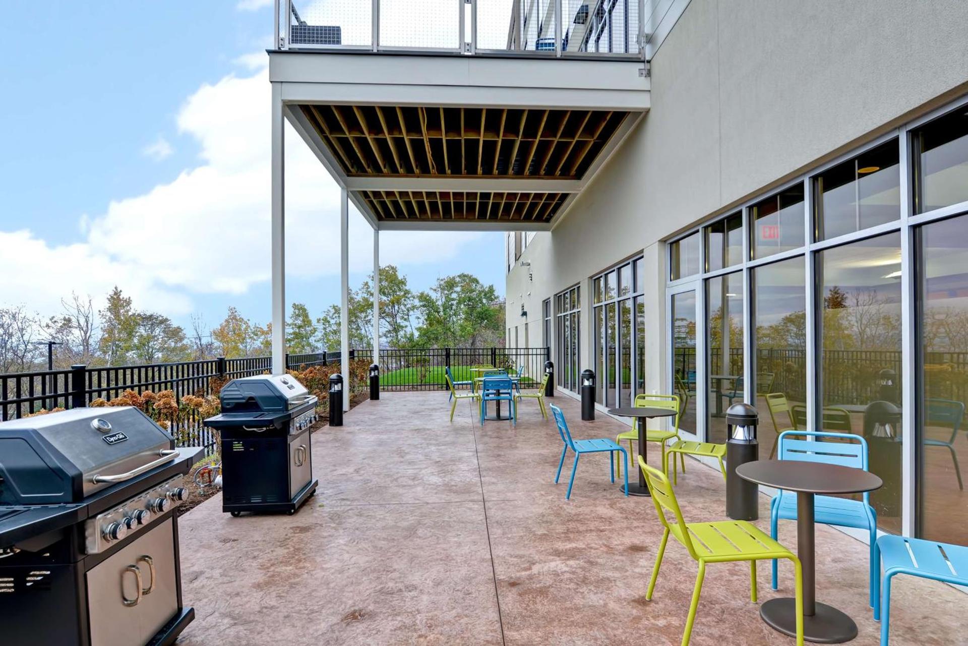 Home2 Suites By Hilton Dickson City Scranton photo 3