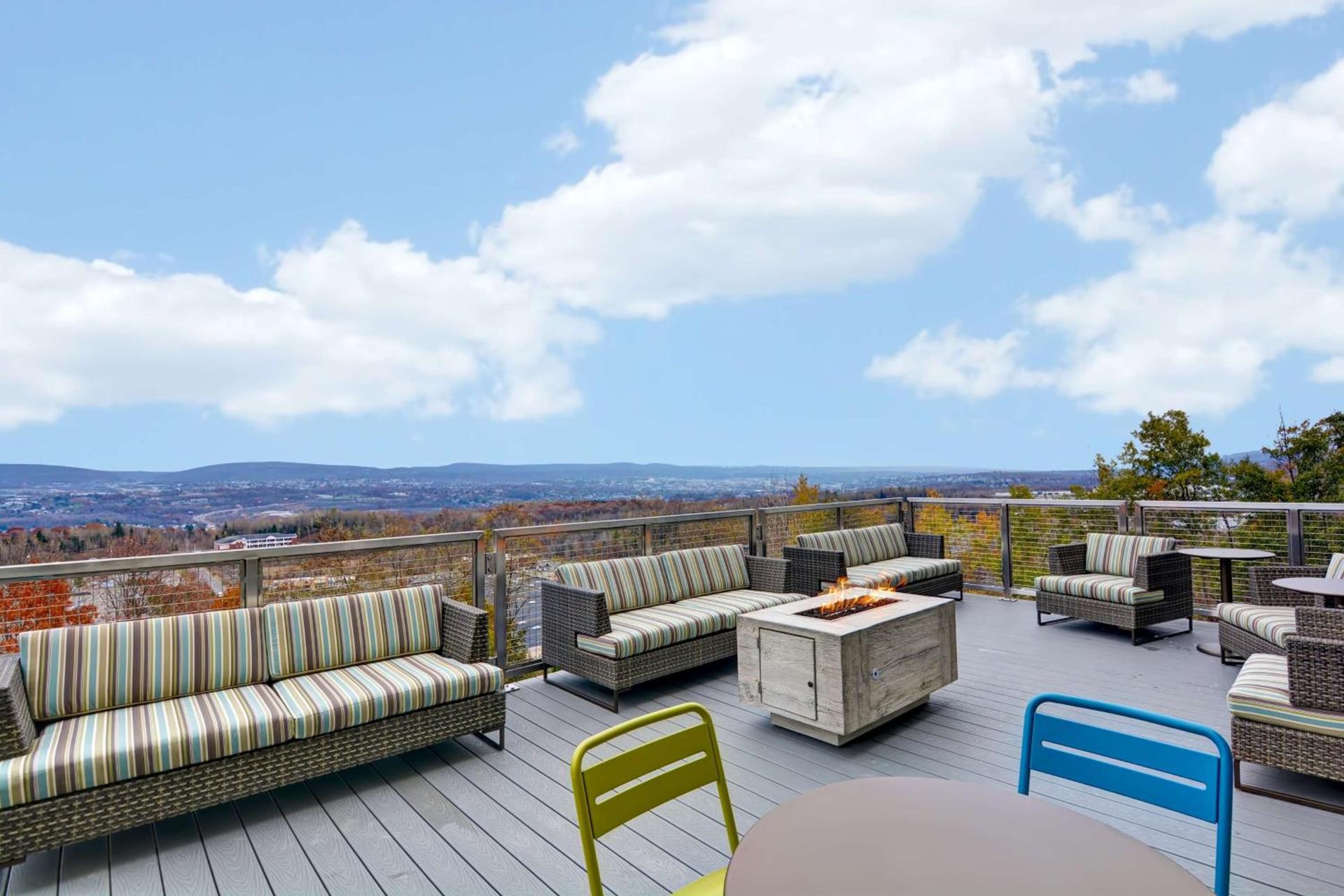 Home2 Suites By Hilton Dickson City Scranton photo 4