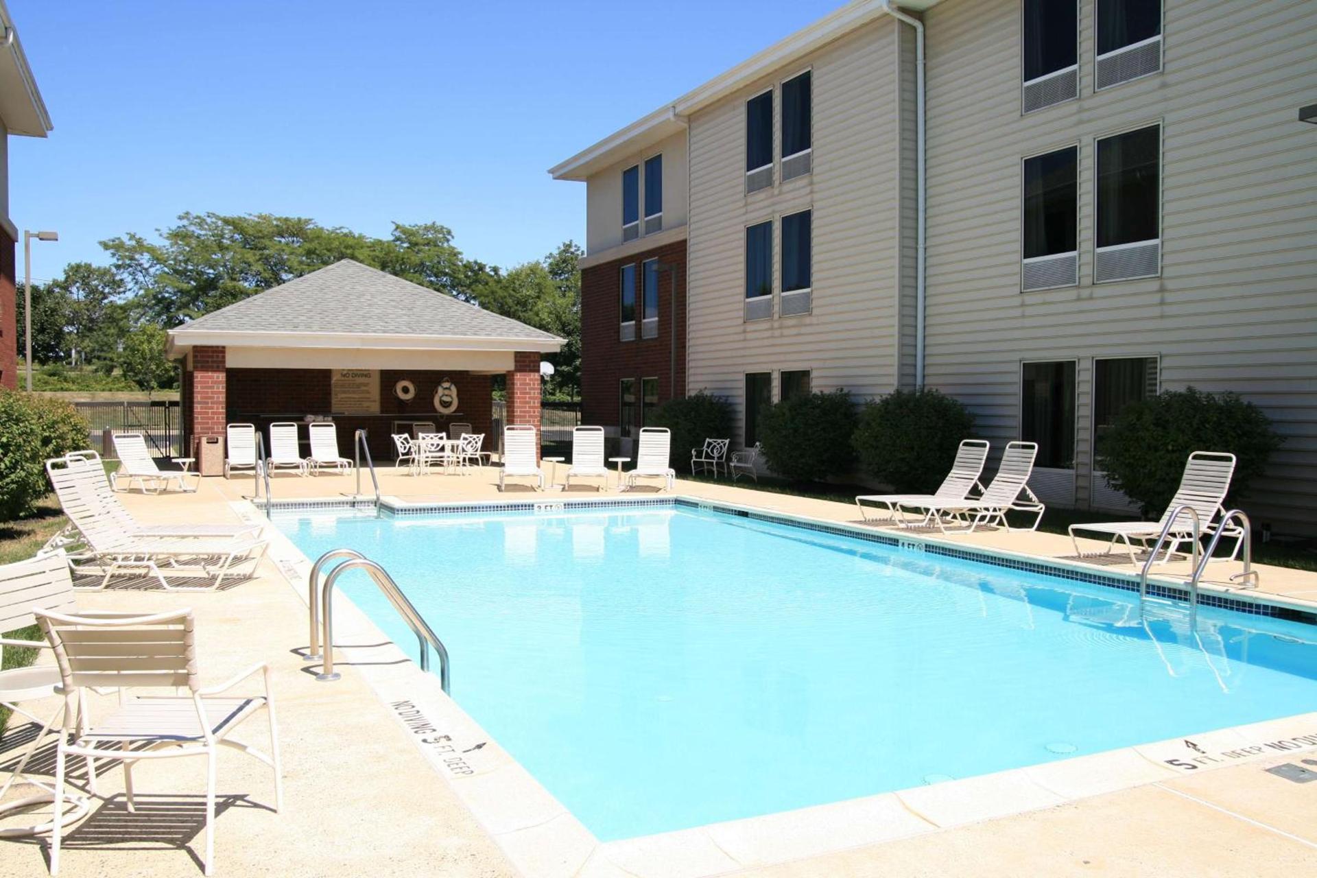 Hampton Inn & Suites Newtown photo 7