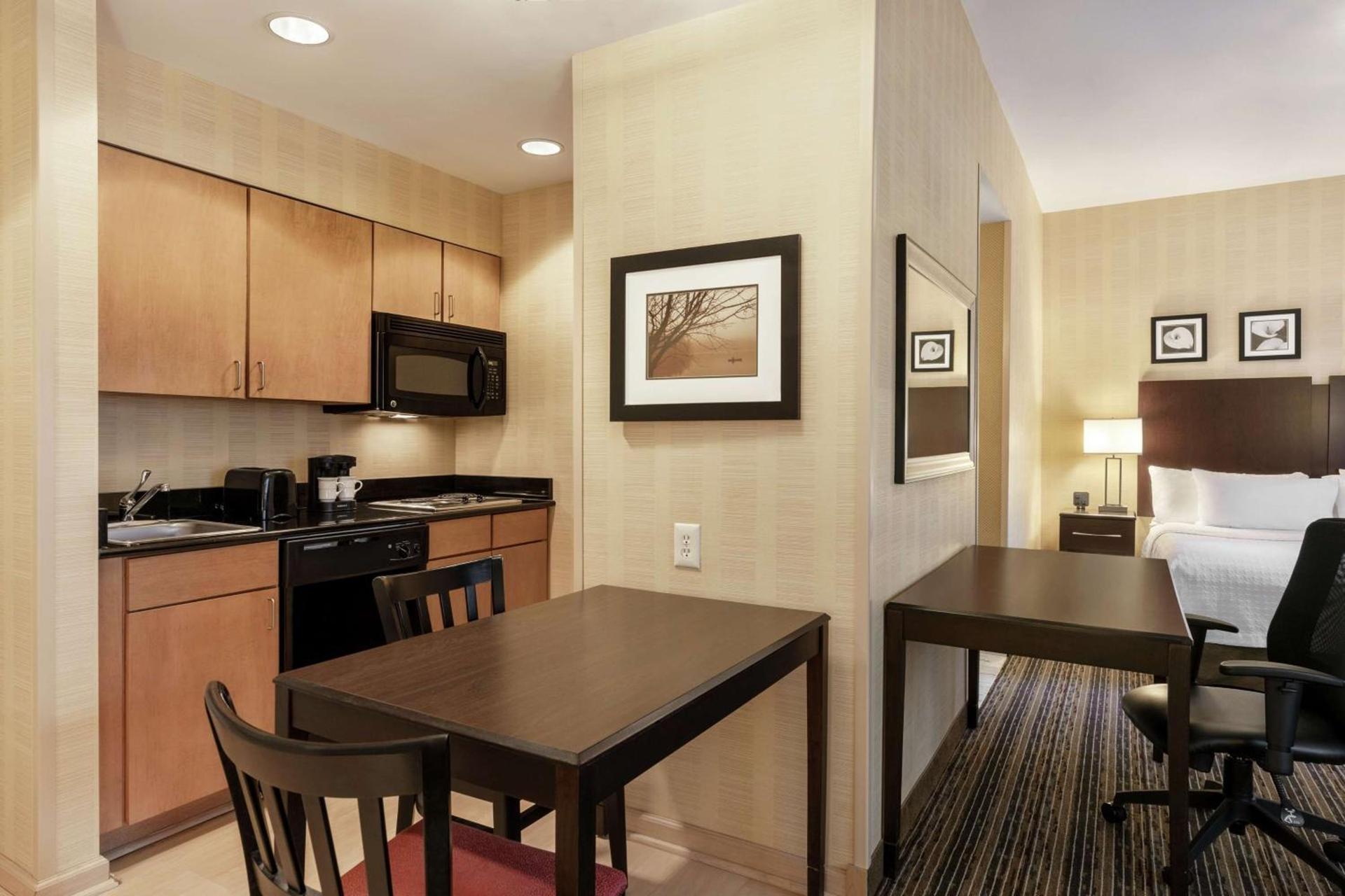 Homewood Suites by Hilton Newtown - Langhorne, PA photo 9