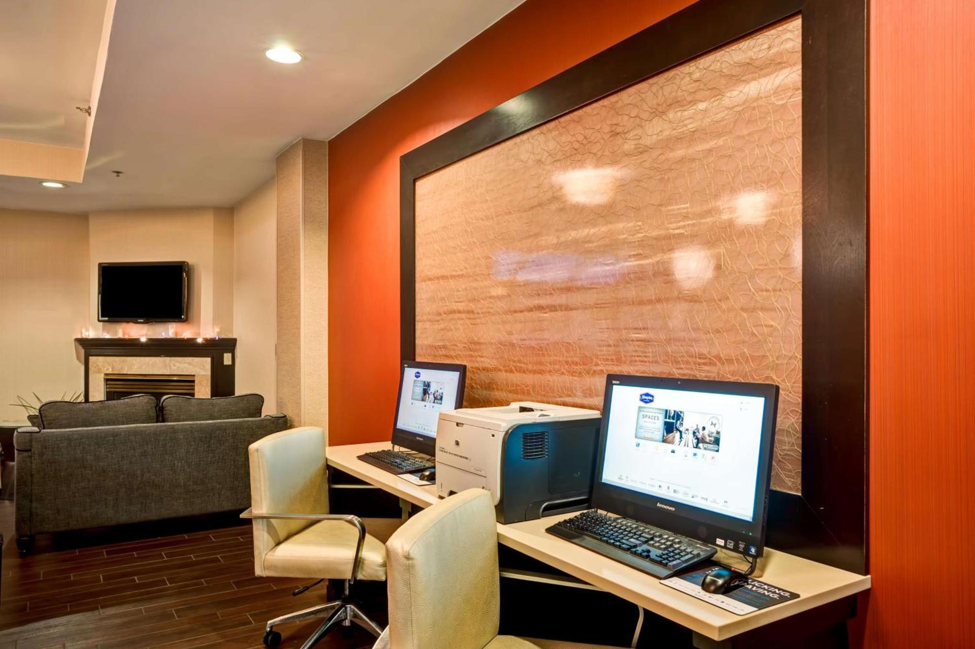 Hampton Inn Scranton at Montage Mountain photo 32