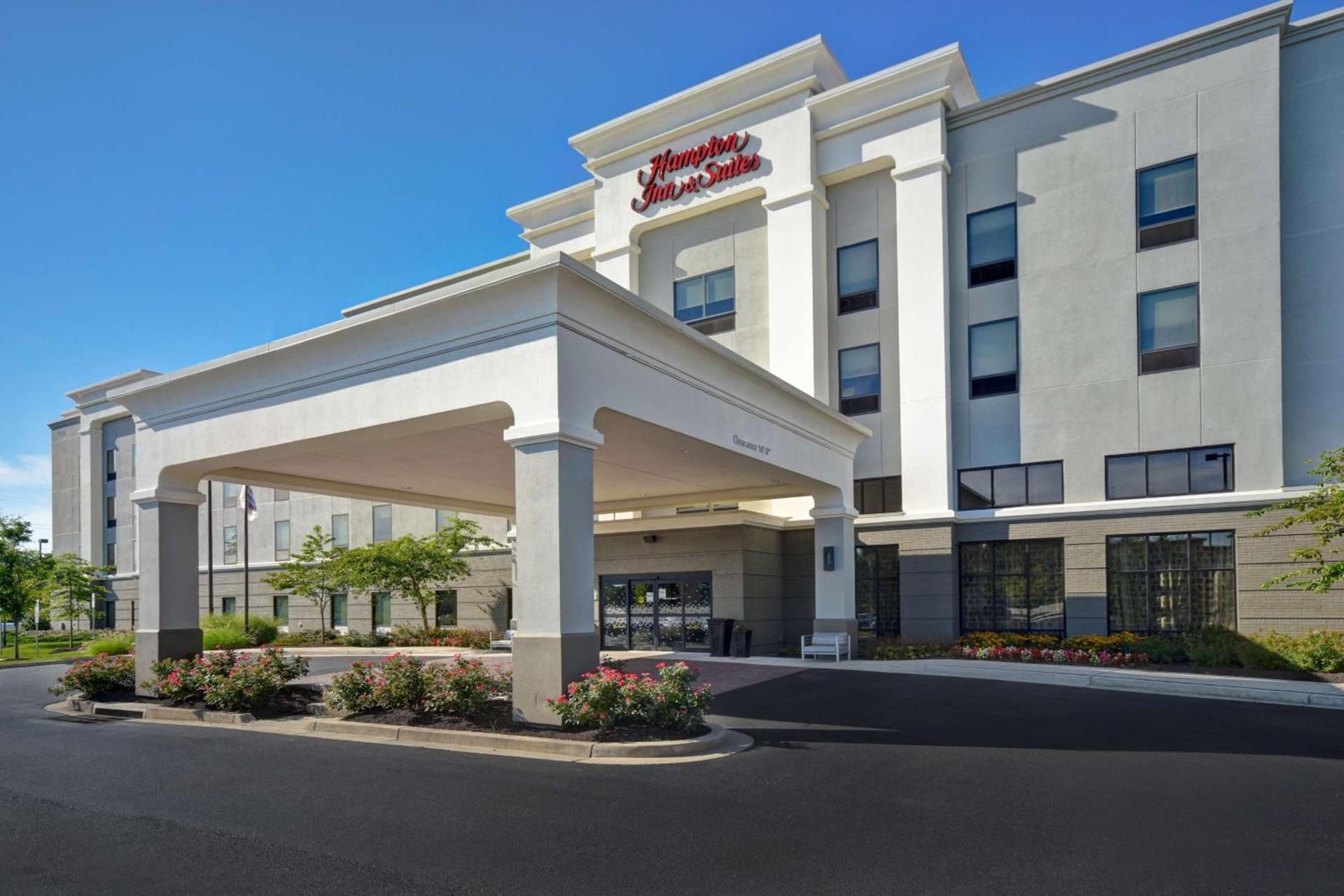 Hampton Inn & Suites Columbia South Fort Meade Area photo 2