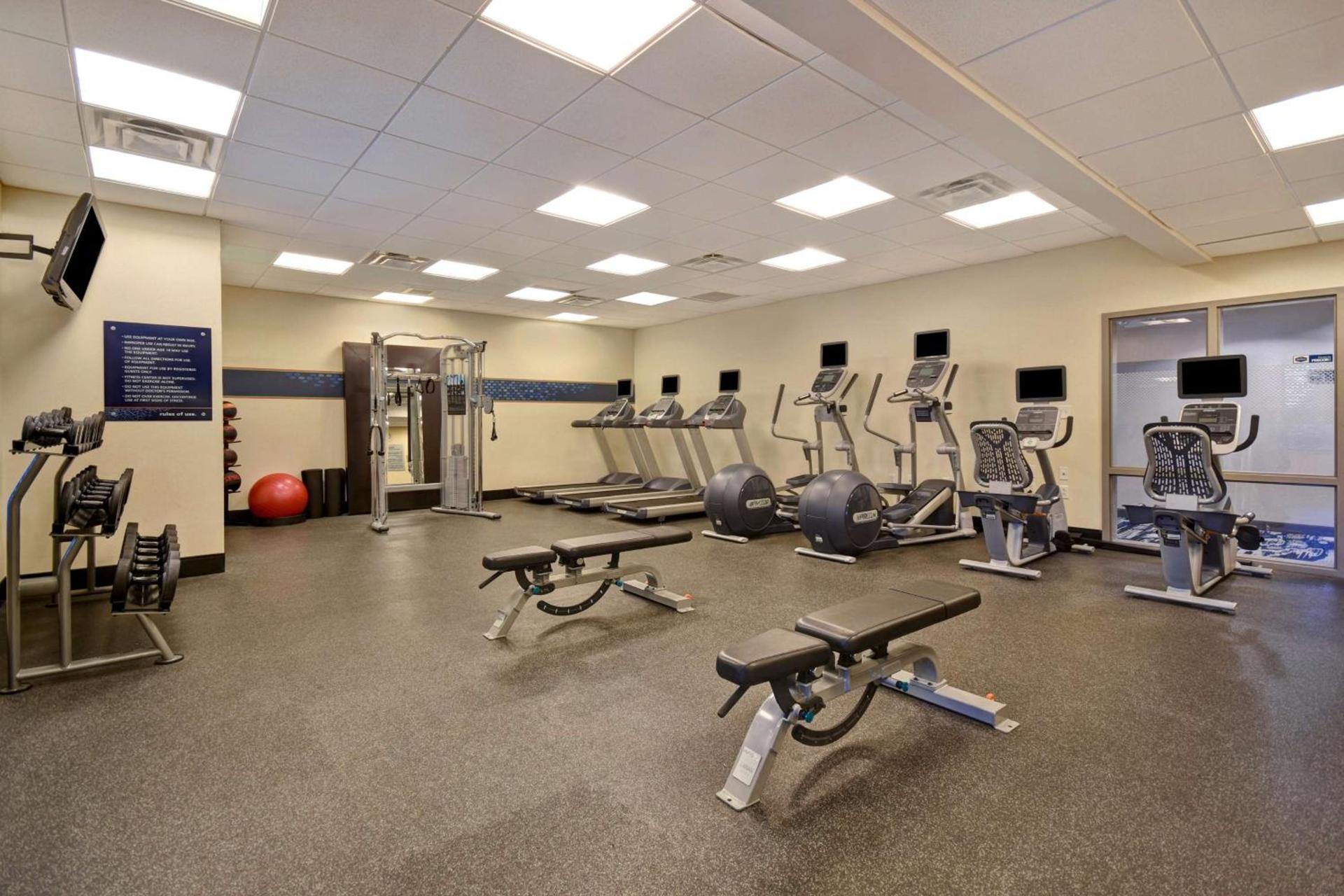 Hampton Inn & Suites Columbia South Fort Meade Area photo 14