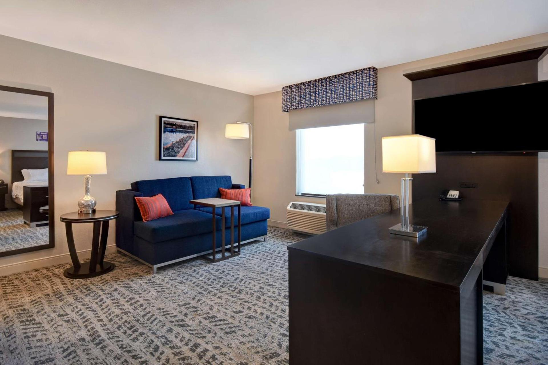 Hampton Inn & Suites Columbia South Fort Meade Area photo 19