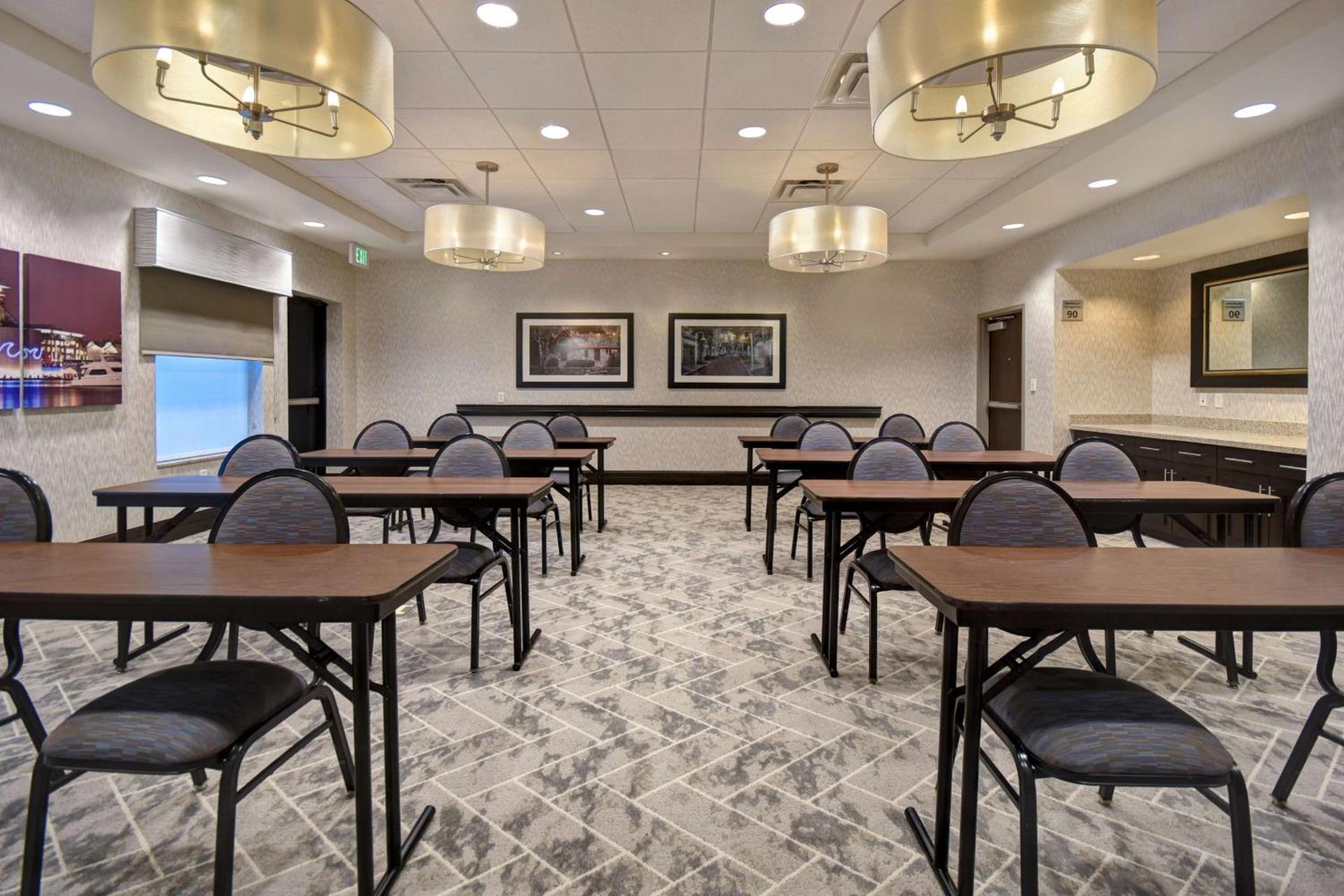 Hampton Inn & Suites Columbia South Fort Meade Area photo 38