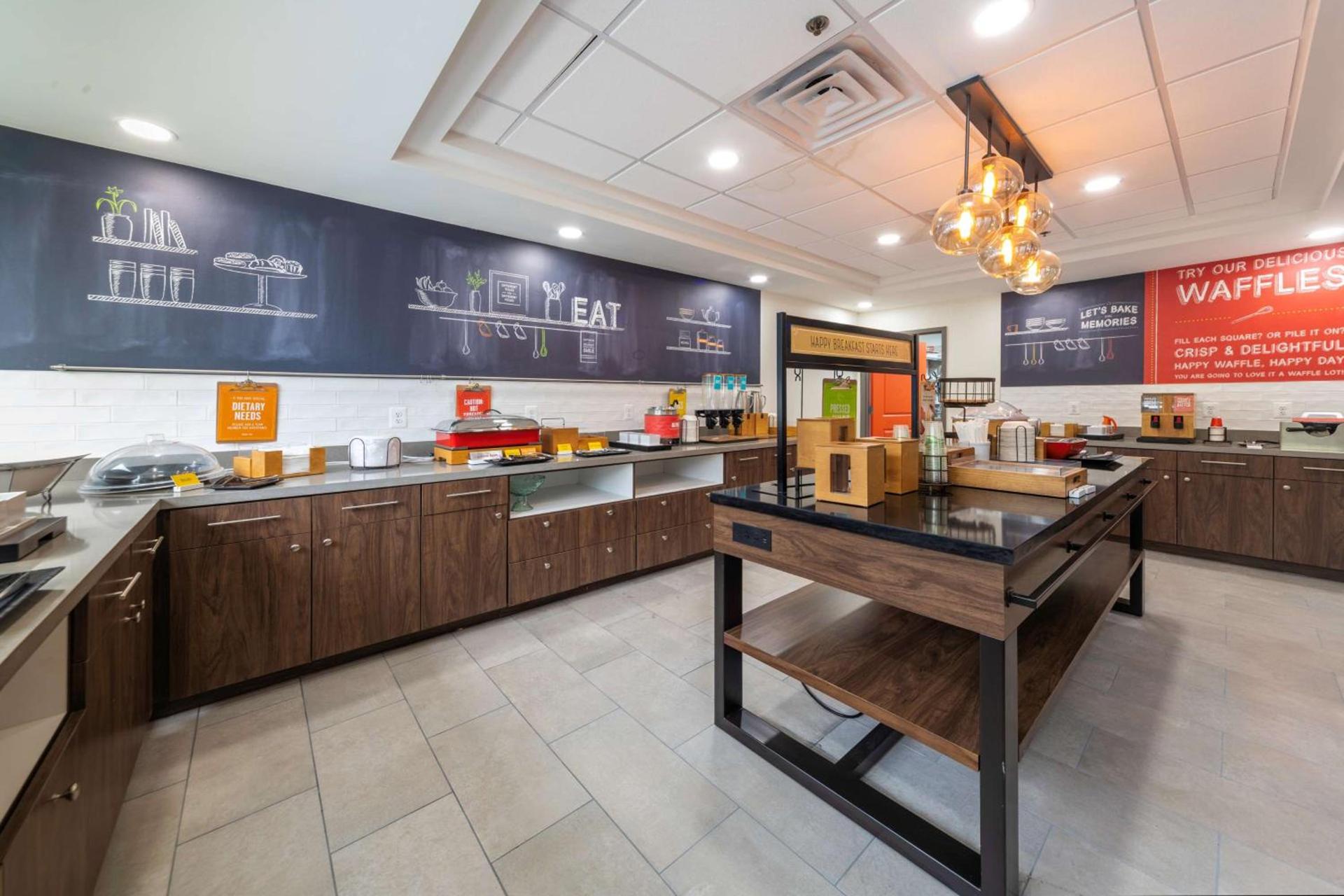 Hampton Inn Swedesboro Philadelphia photo 23