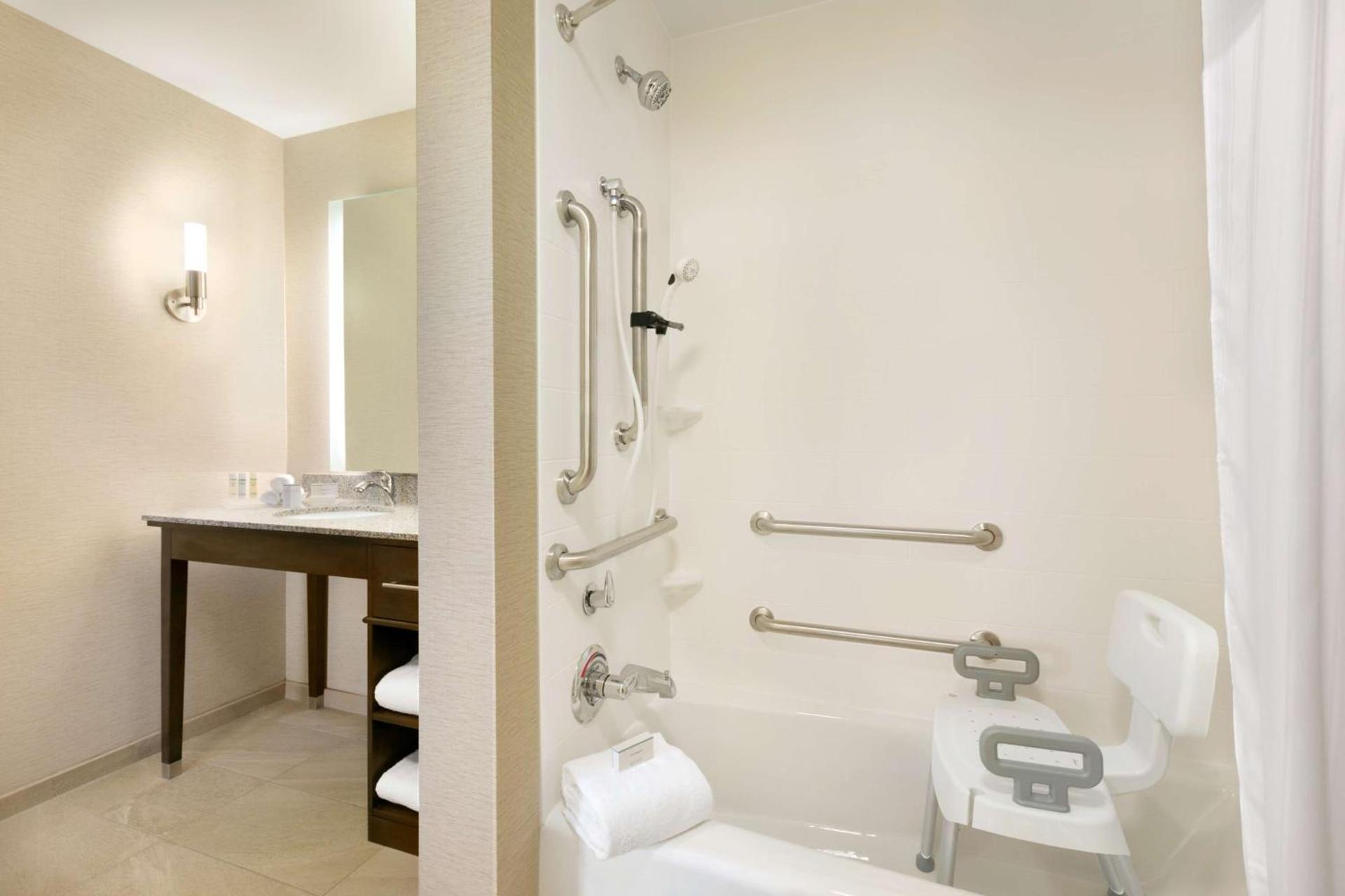 Homewood Suites By Hilton Hartford Manchester photo 34