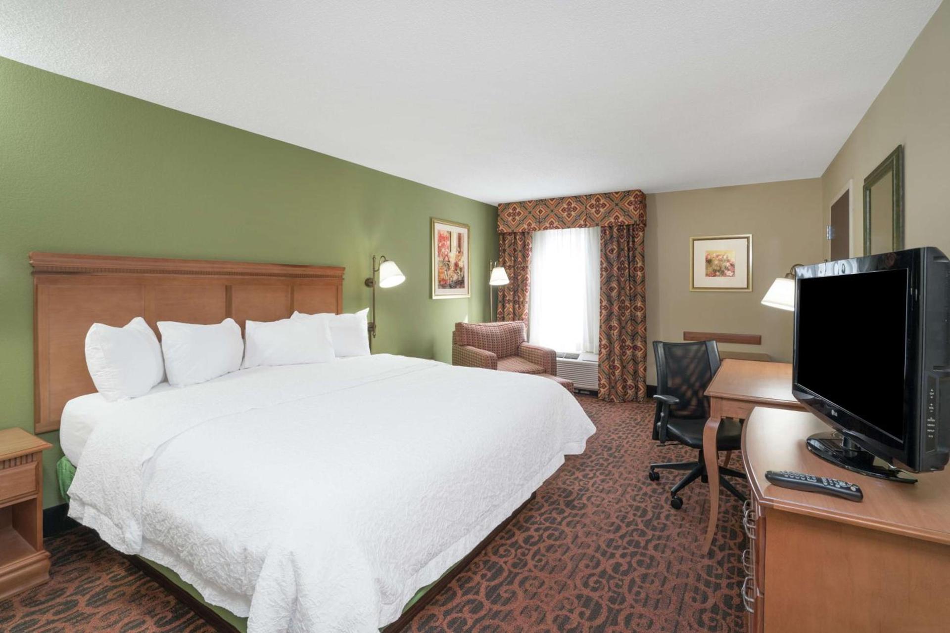 Spark by Hilton Bardstown photo 9