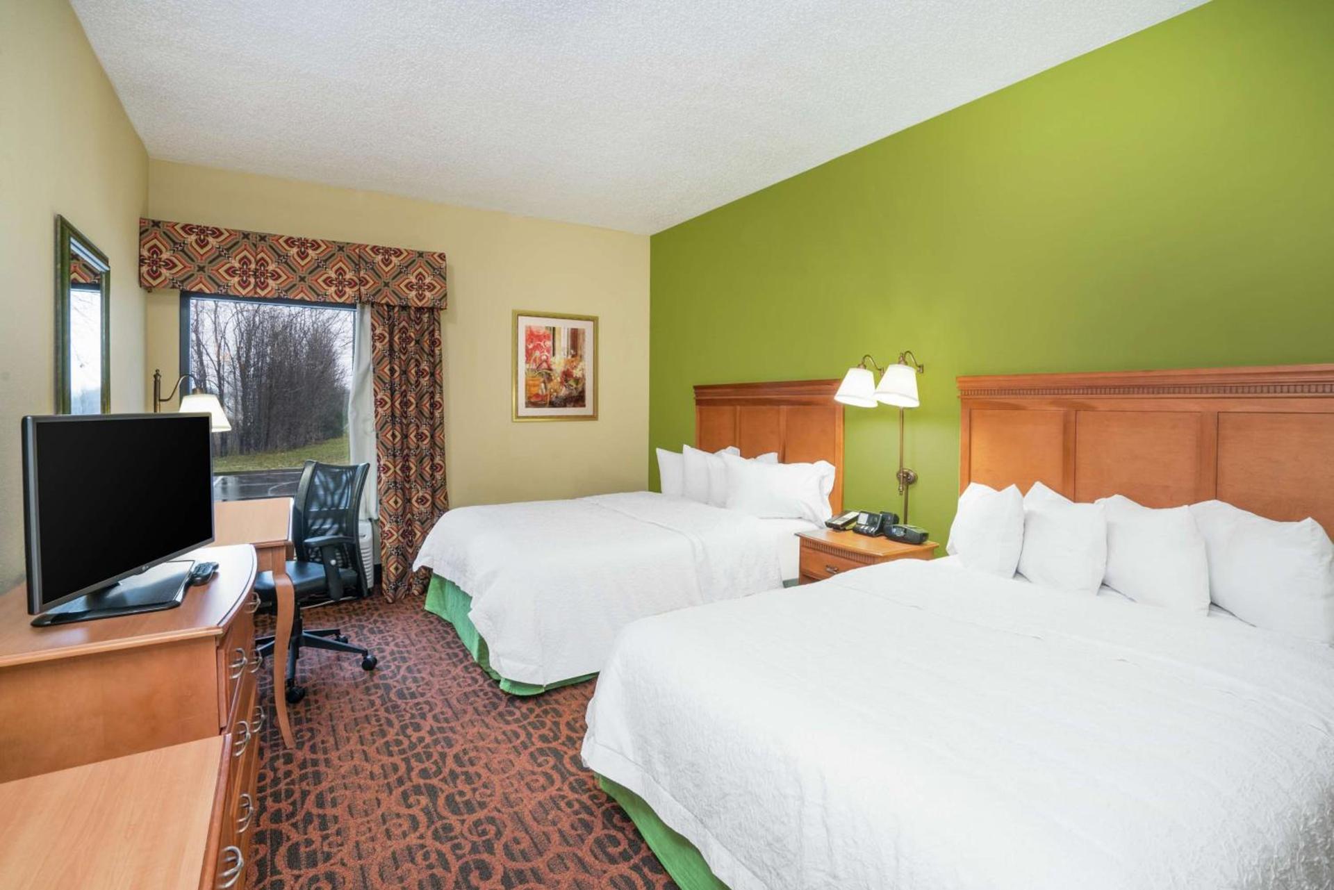 Spark by Hilton Bardstown photo 10