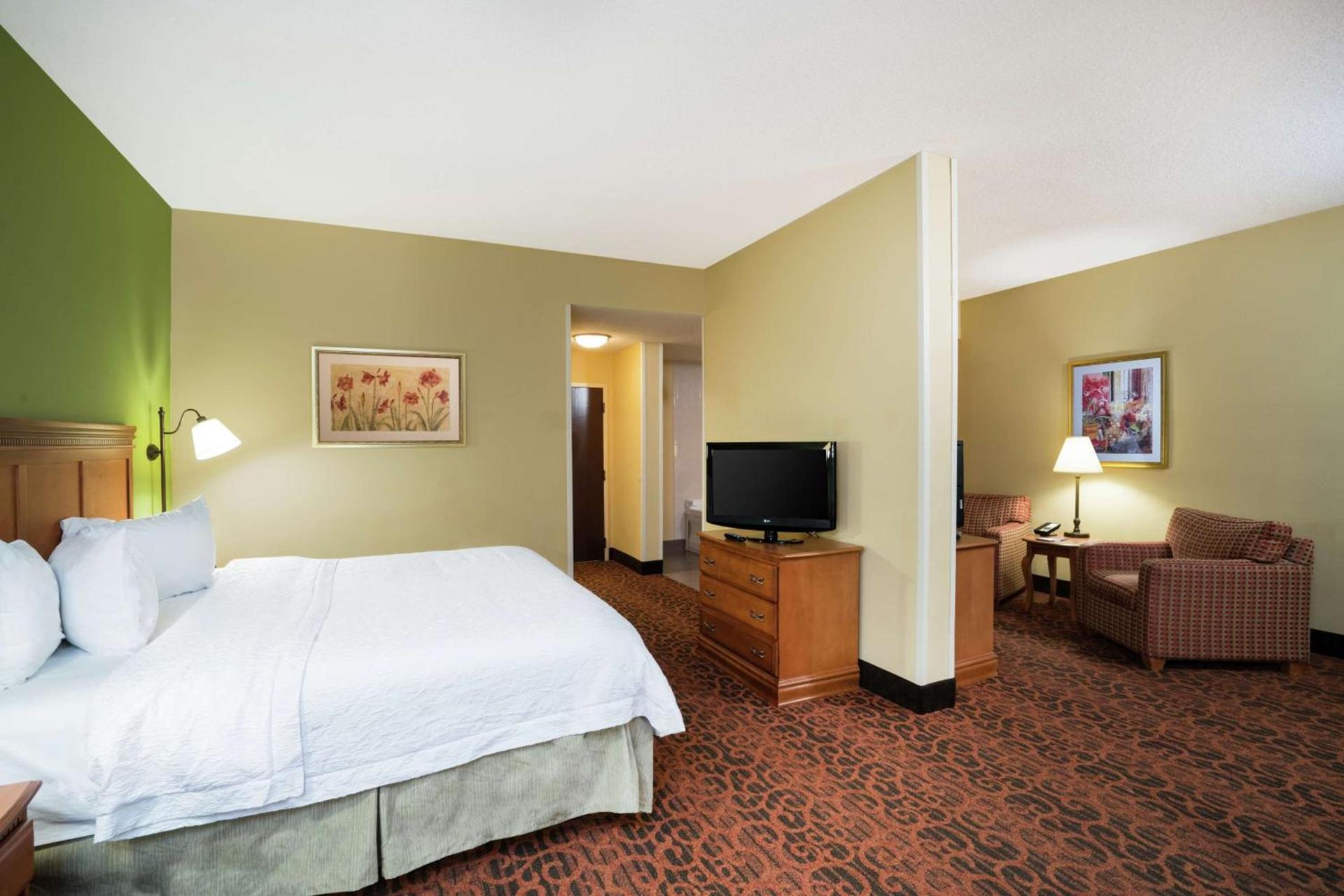 Spark by Hilton Bardstown photo 30