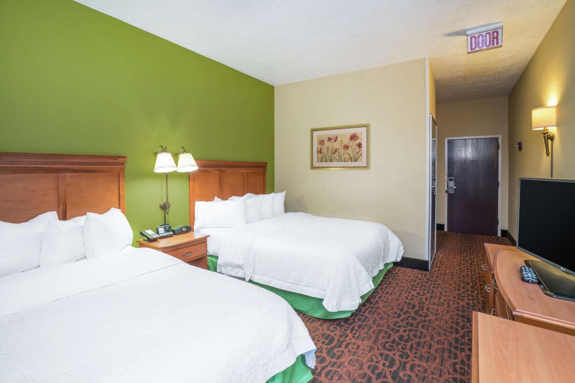 Spark by Hilton Bardstown photo 31