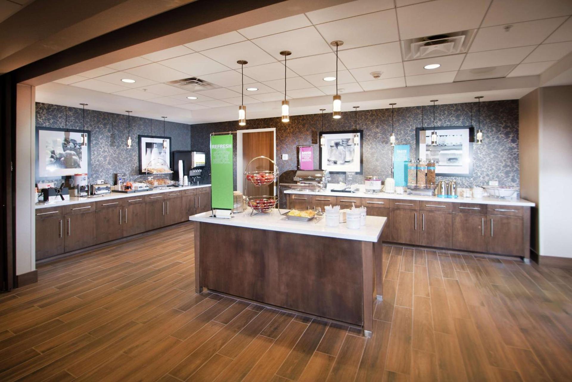 Hampton Inn Arvin Tejon Ranch, Ca photo 10