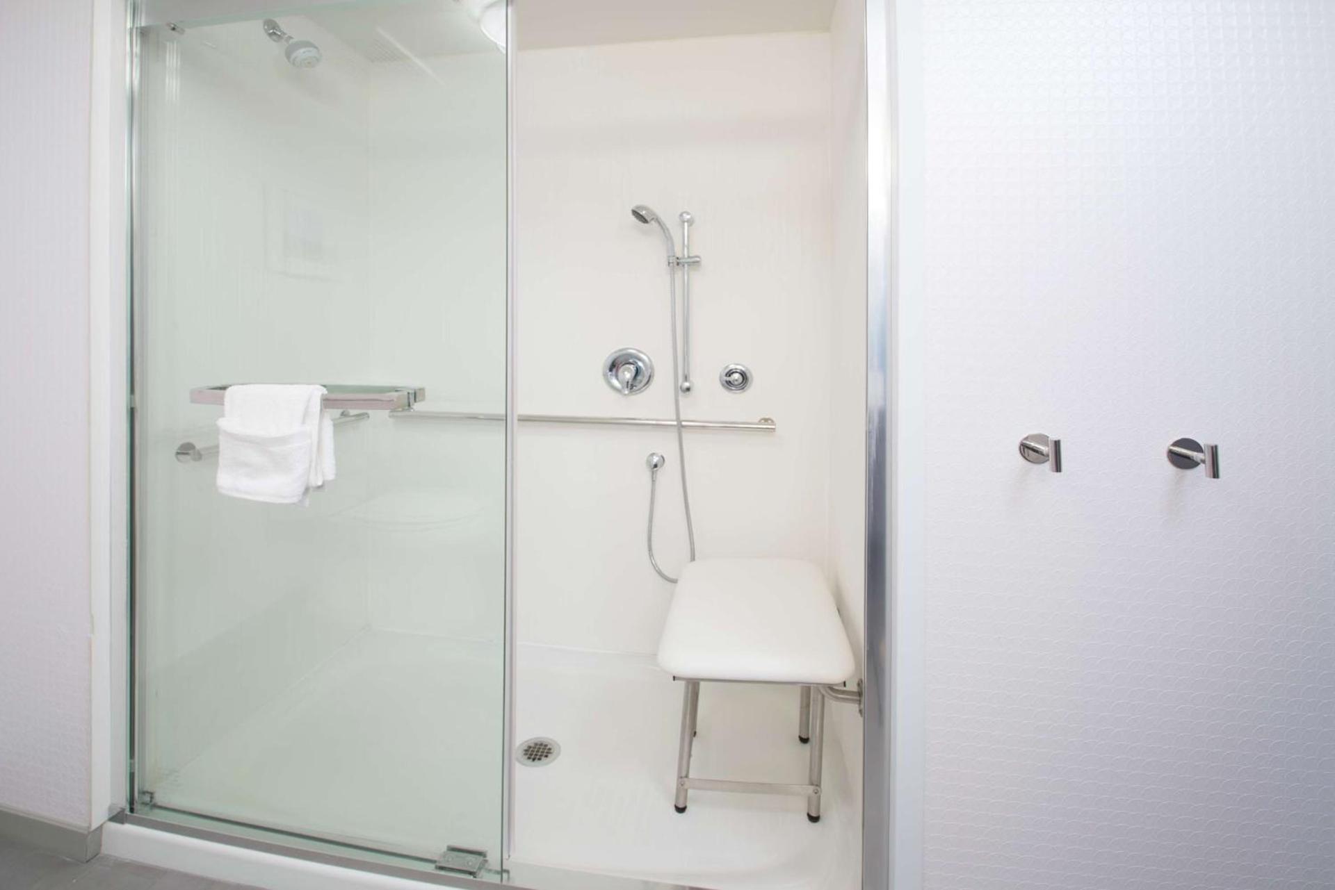 Hampton Inn Arvin Tejon Ranch, Ca photo 23