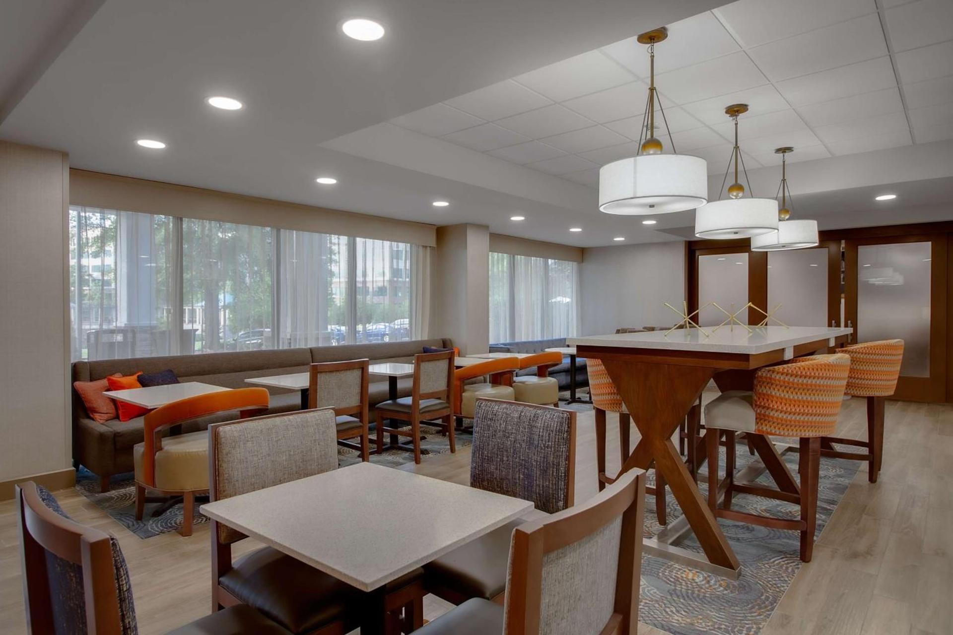 Hampton Inn Birmingham-Colonnade 280 photo 9