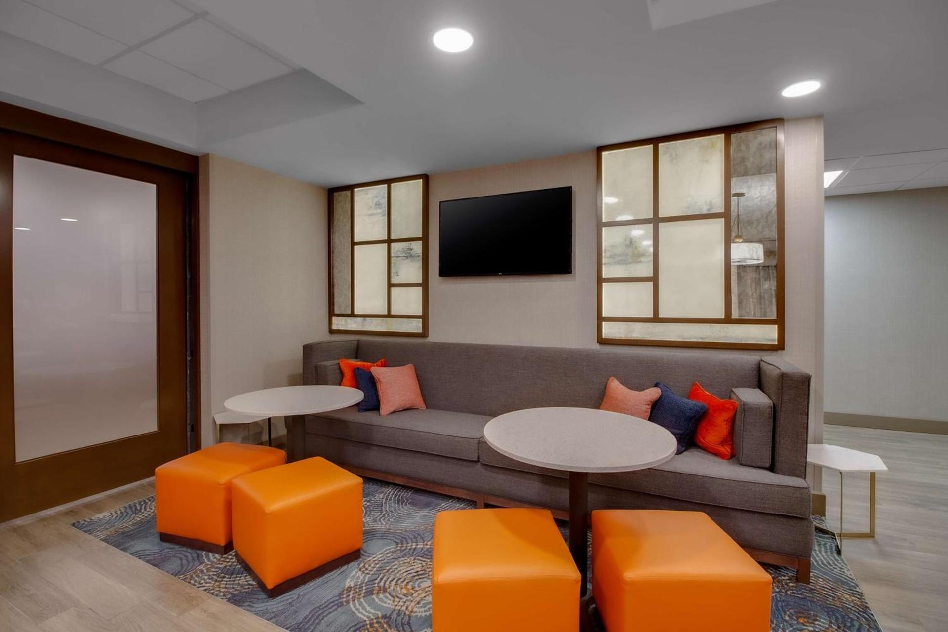 Hampton Inn Birmingham-Colonnade 280 photo 11