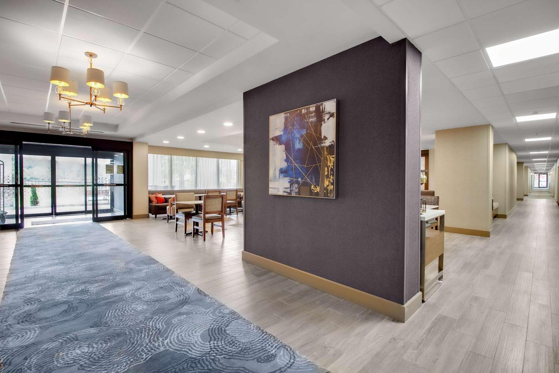 Hampton Inn Birmingham-Colonnade 280 photo 13
