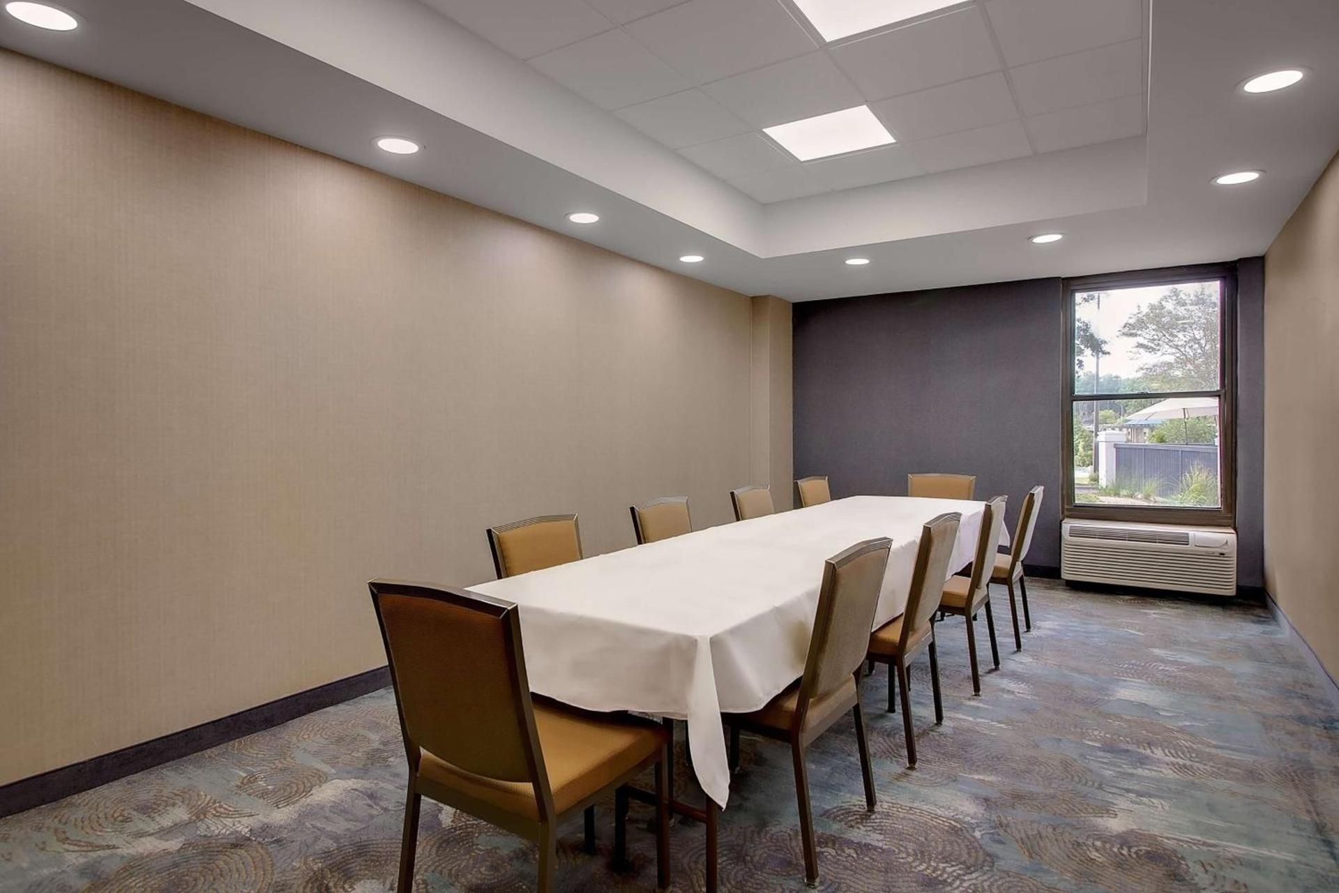 Hampton Inn Birmingham-Colonnade 280 photo 51