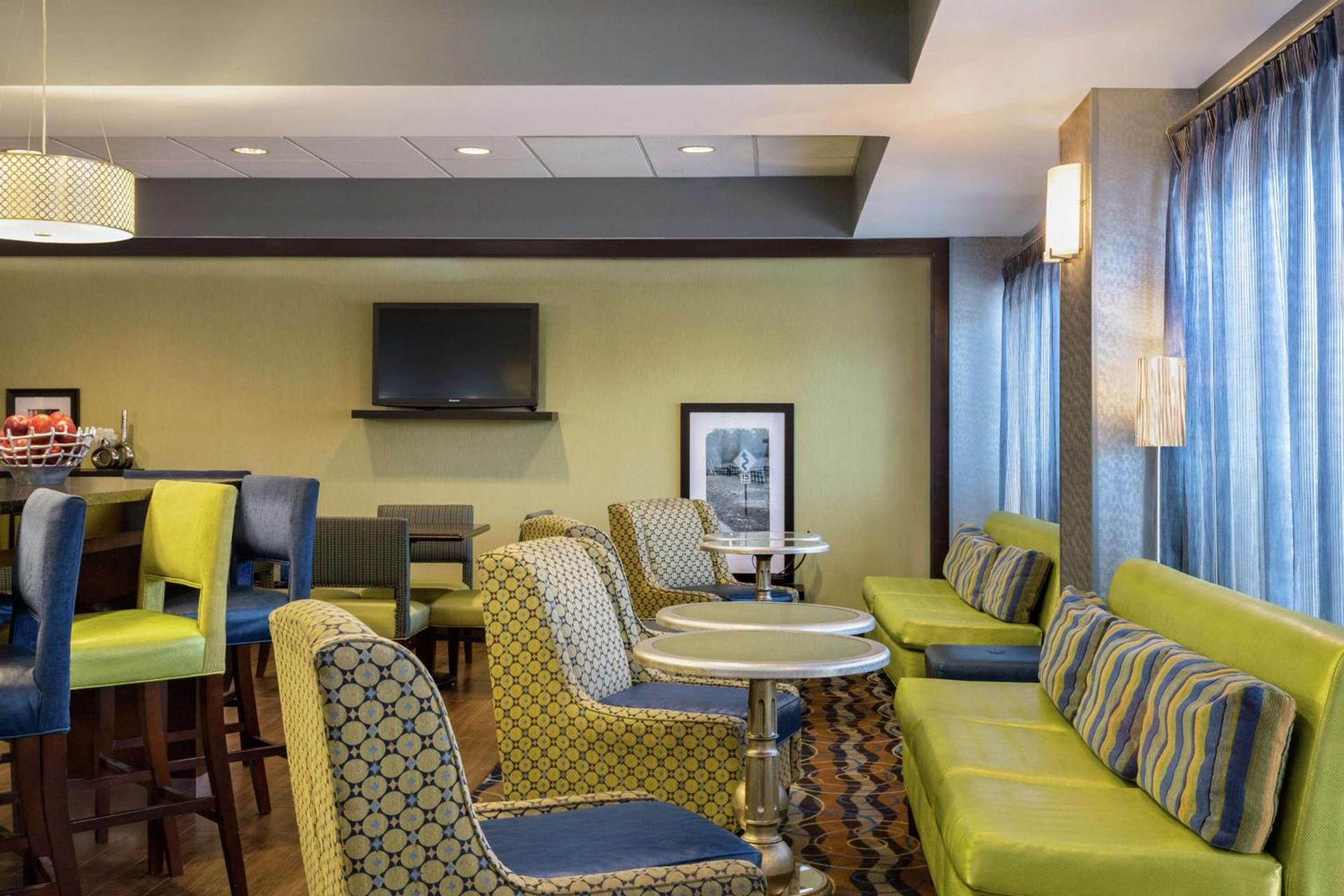 Hampton Inn Birmingham-Trussville photo 5
