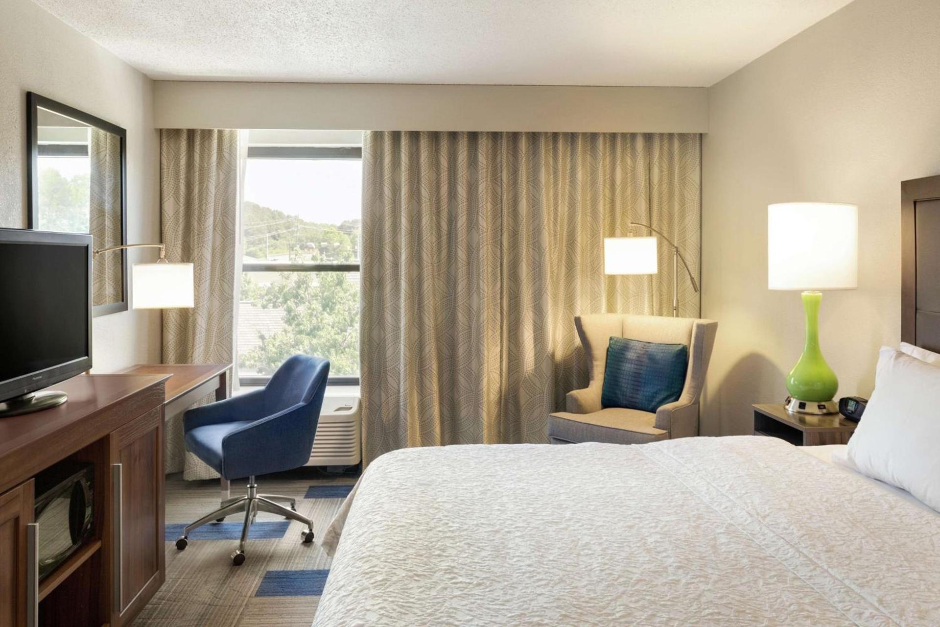 Hampton Inn Birmingham-Trussville photo 24