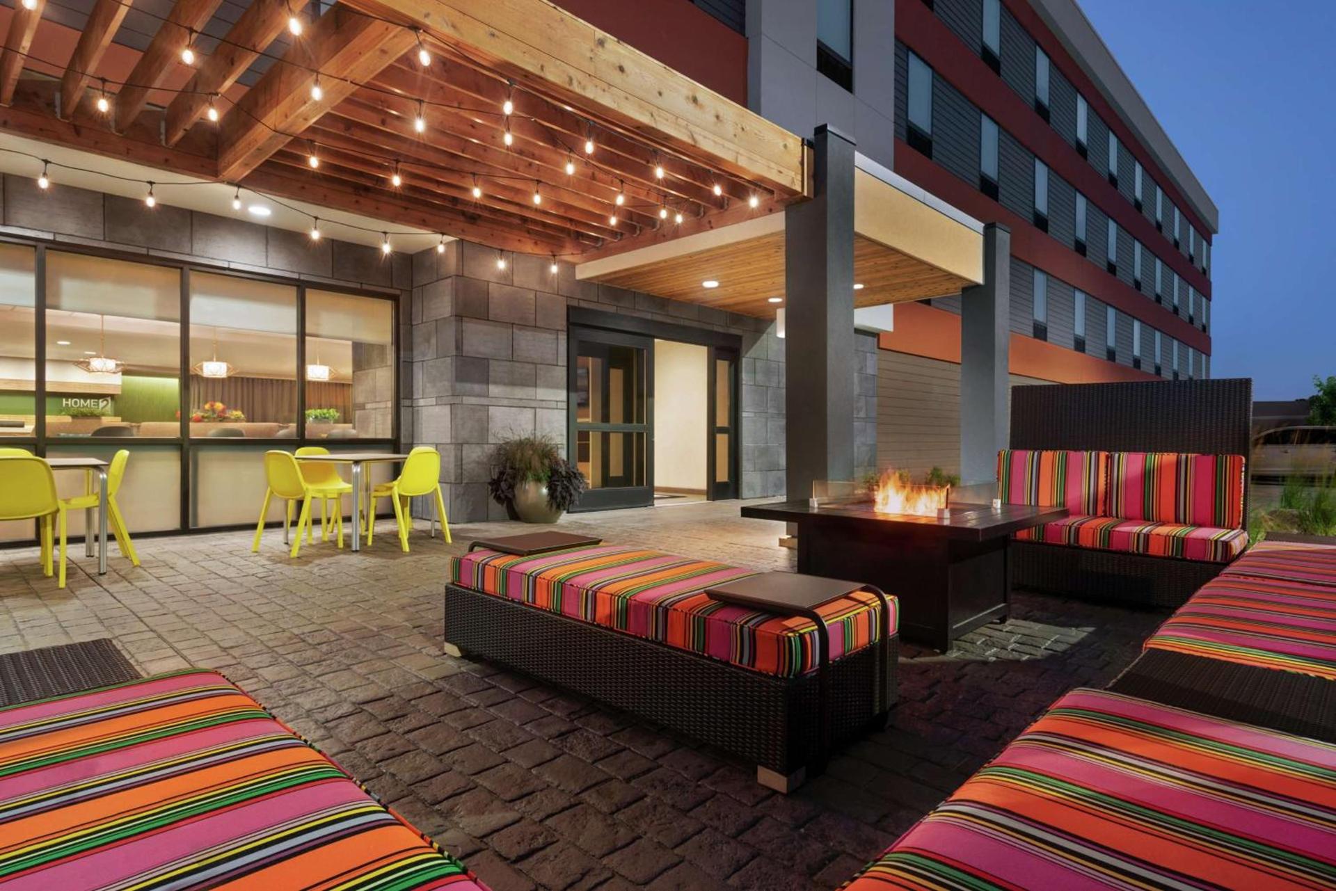 Home2 Suites By Hilton Bismarck photo 5