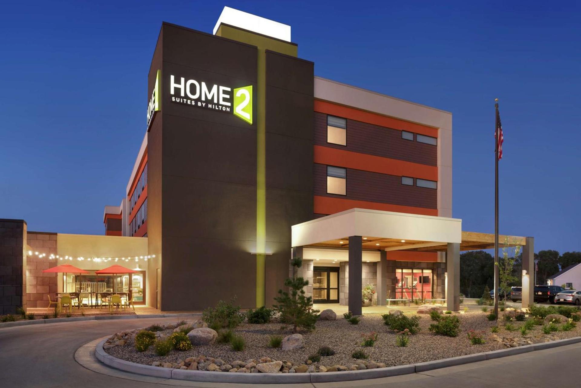 Home2 Suites By Hilton Bismarck photo 7