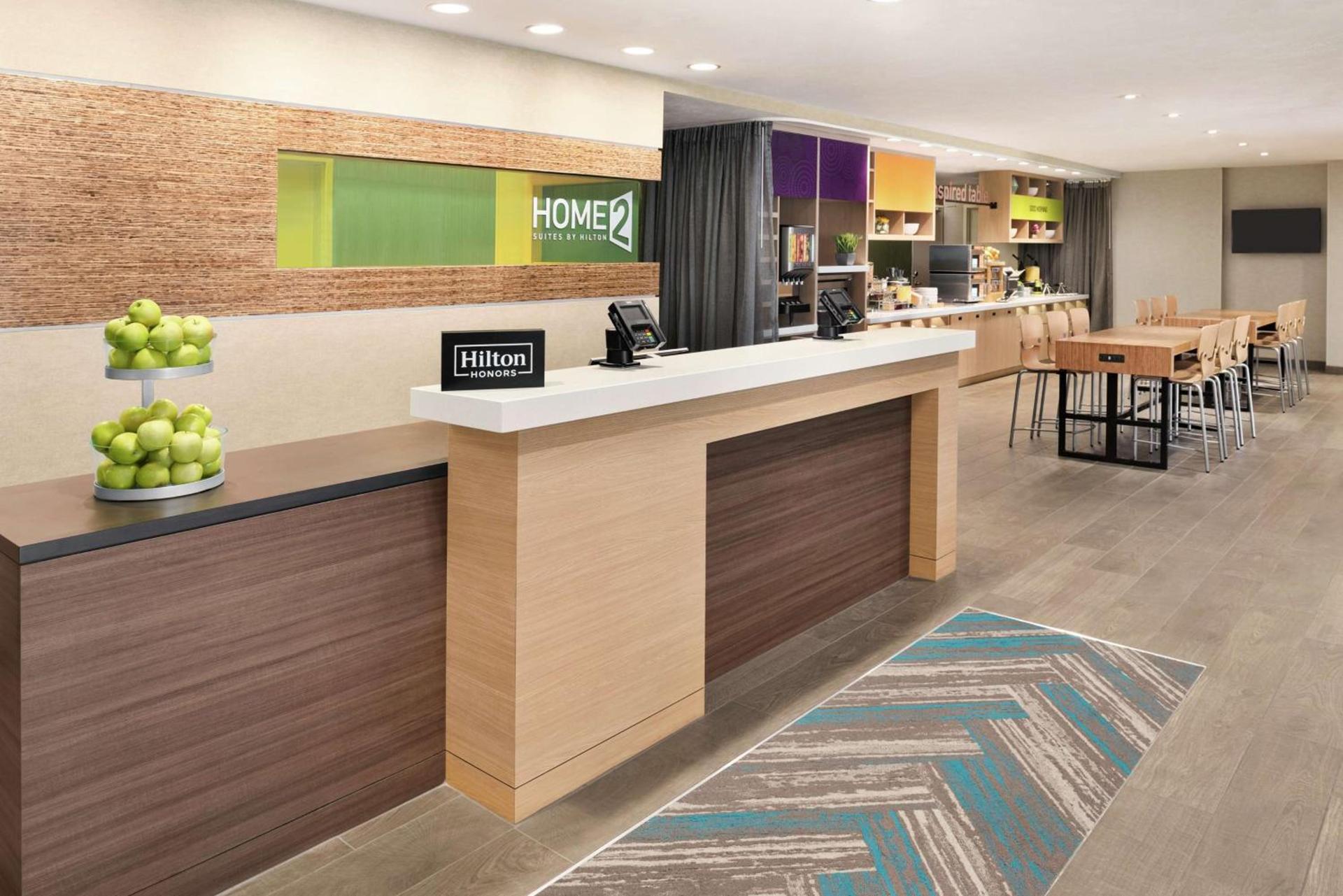 Home2 Suites By Hilton Bismarck photo 14
