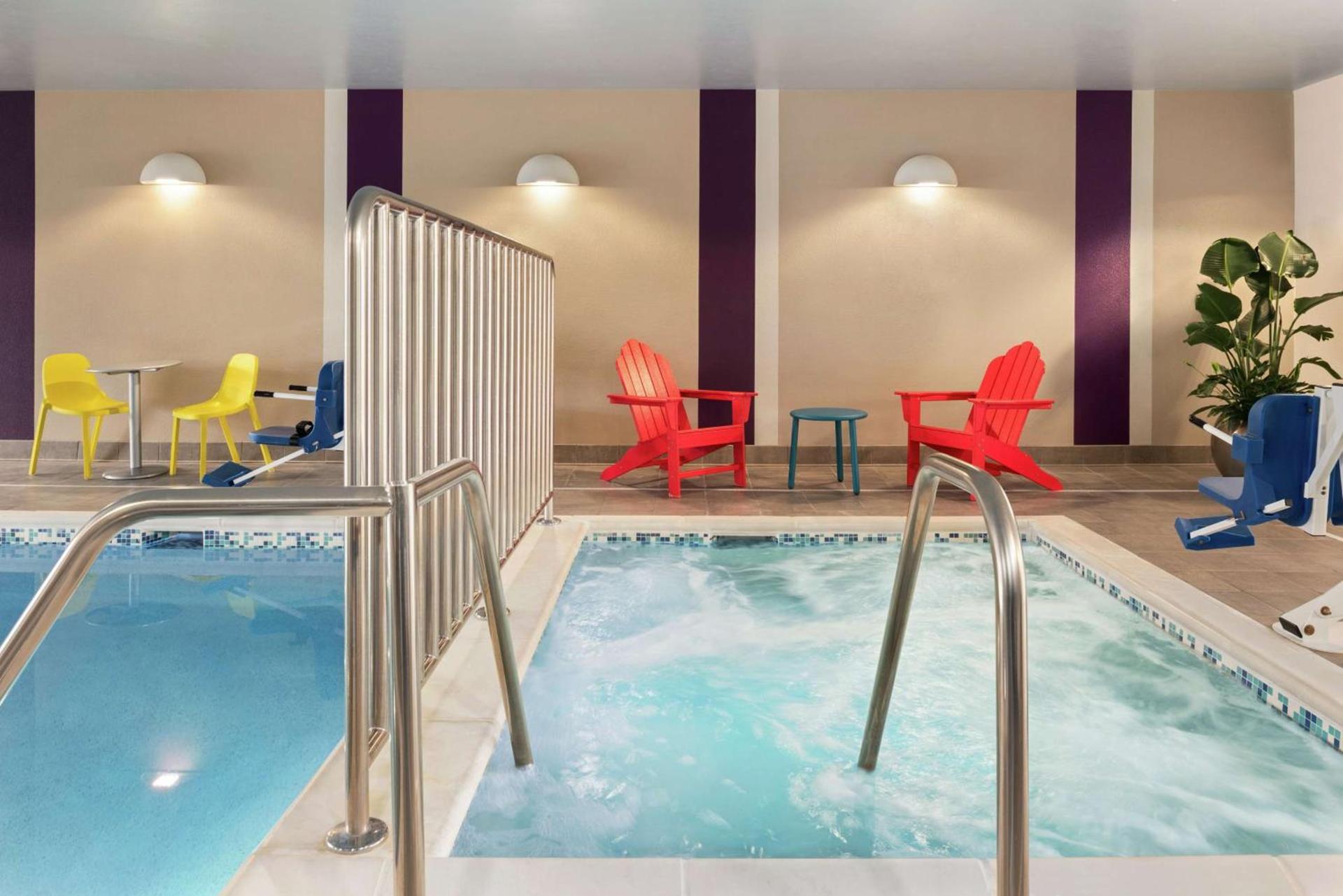 Home2 Suites By Hilton Bismarck photo 15