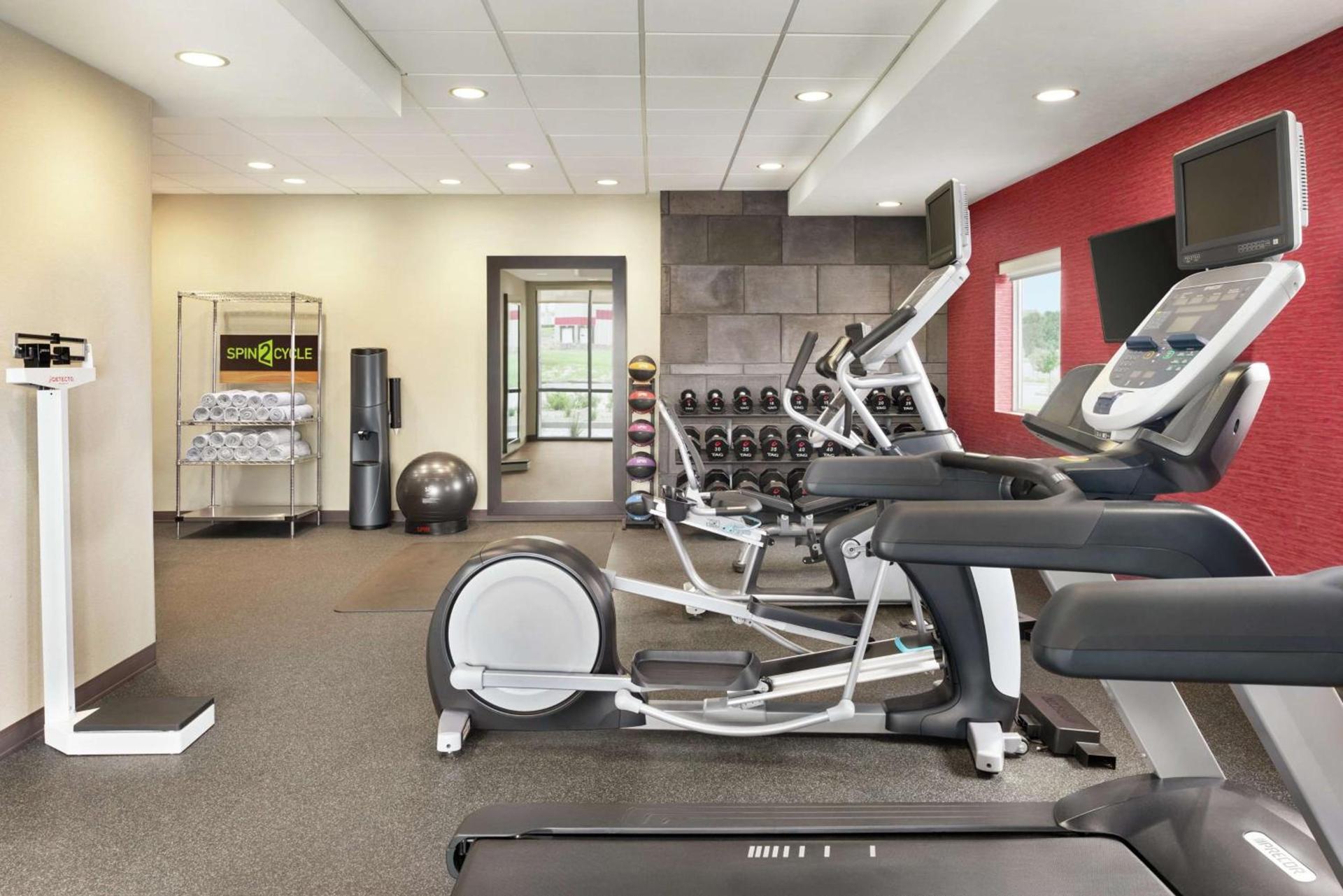 Home2 Suites By Hilton Bismarck photo 23