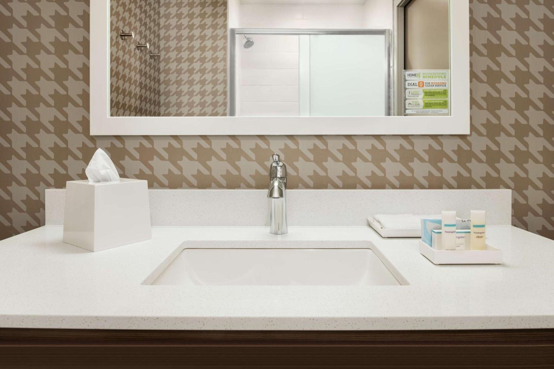 Home2 Suites By Hilton Bismarck photo 36