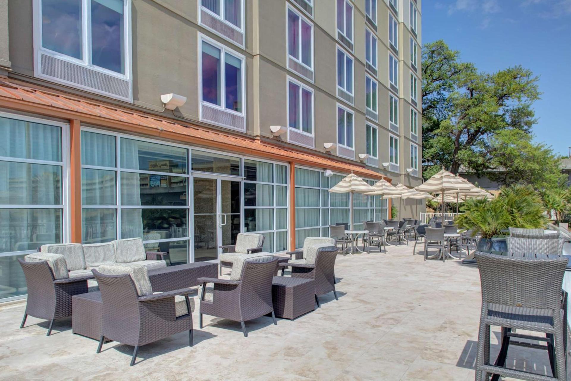 DoubleTree by Hilton Biloxi photo 8