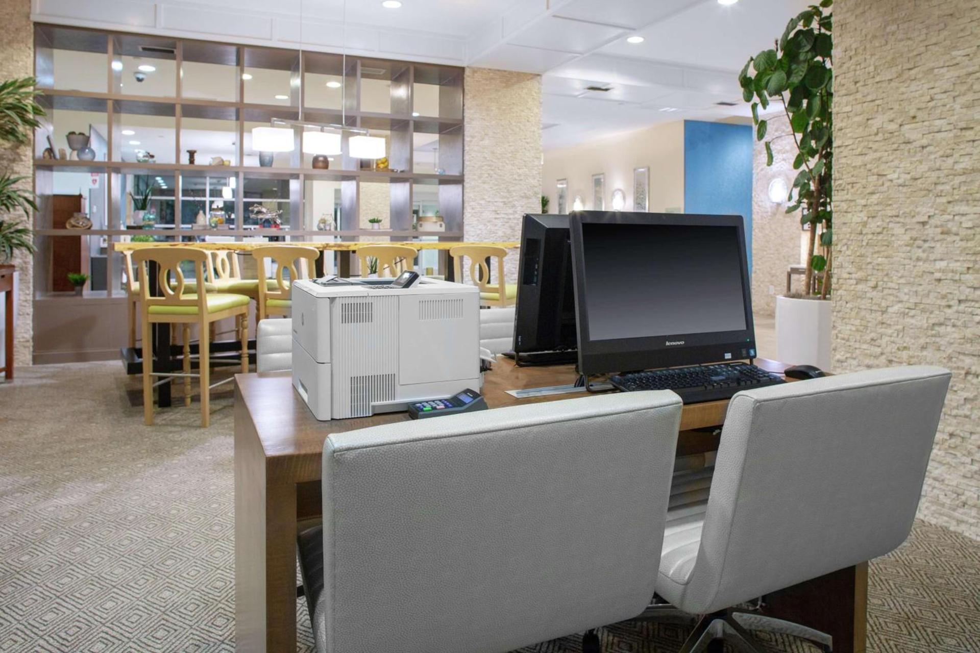 DoubleTree by Hilton Biloxi photo 12