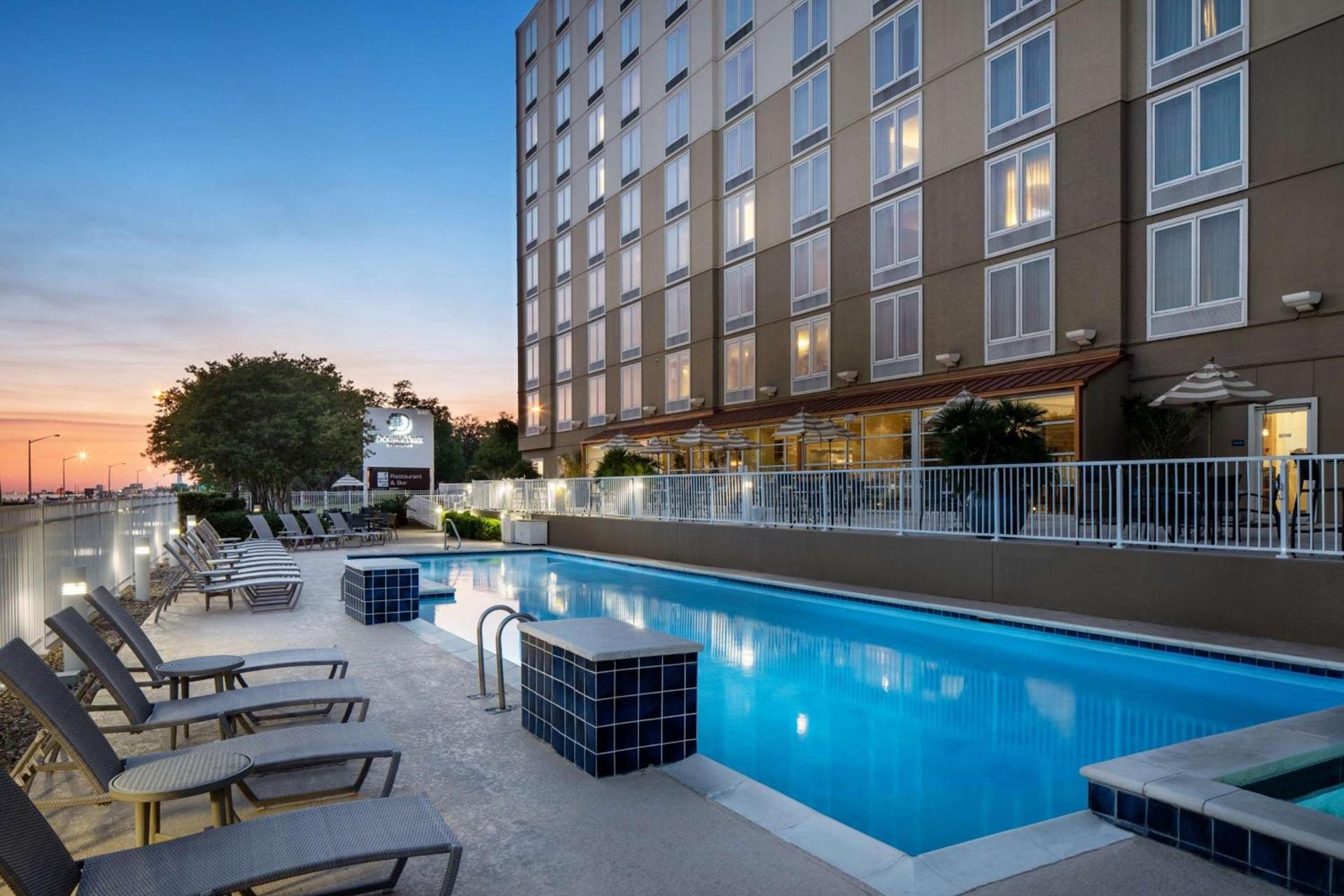 DoubleTree by Hilton Biloxi photo 16
