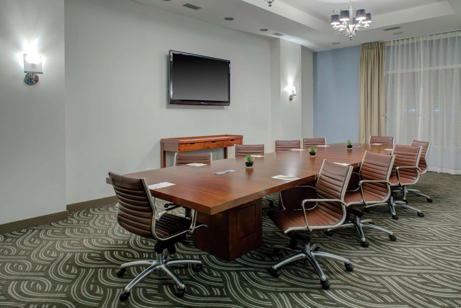 DoubleTree by Hilton Biloxi photo 53