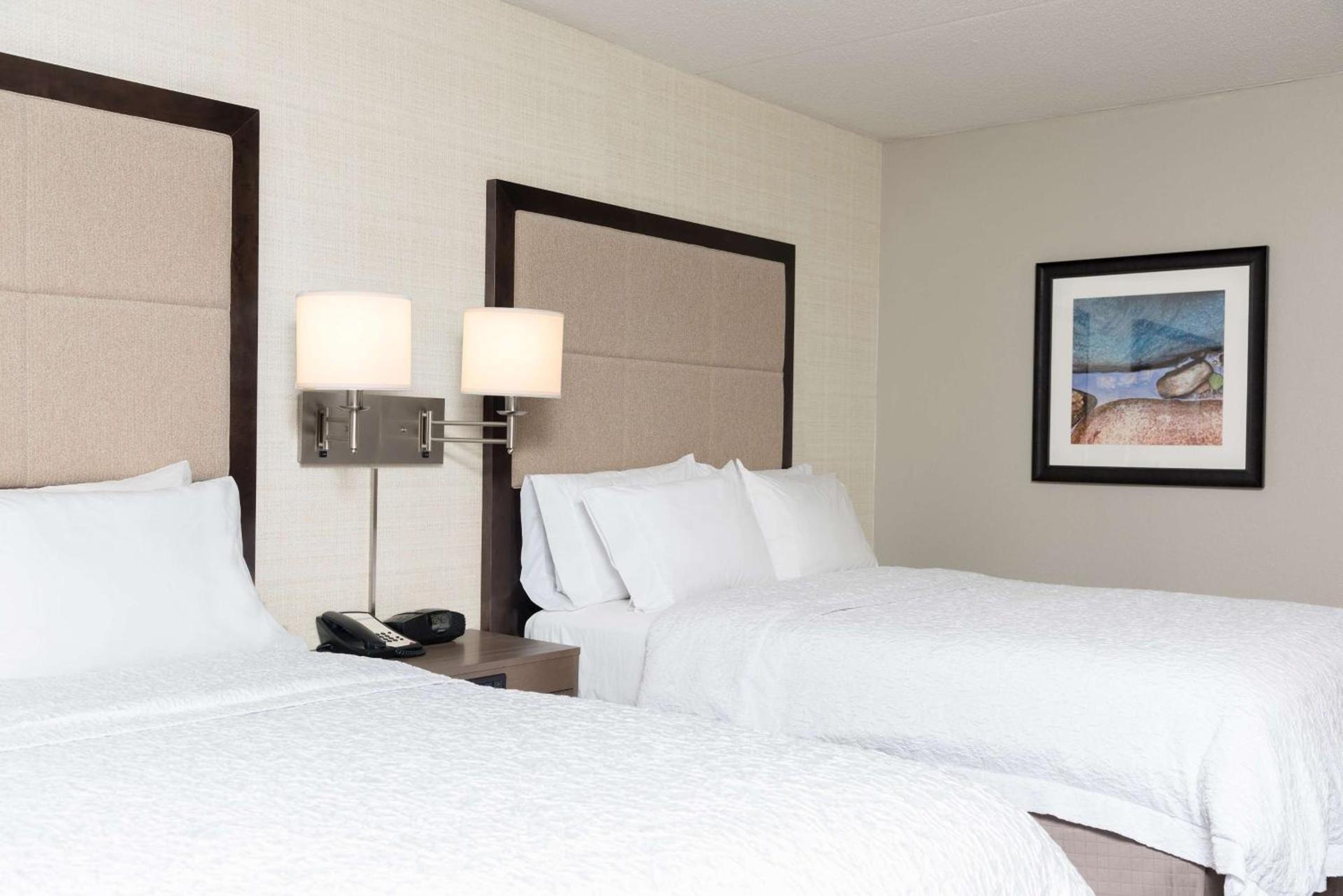 Hampton Inn Bloomington photo 45