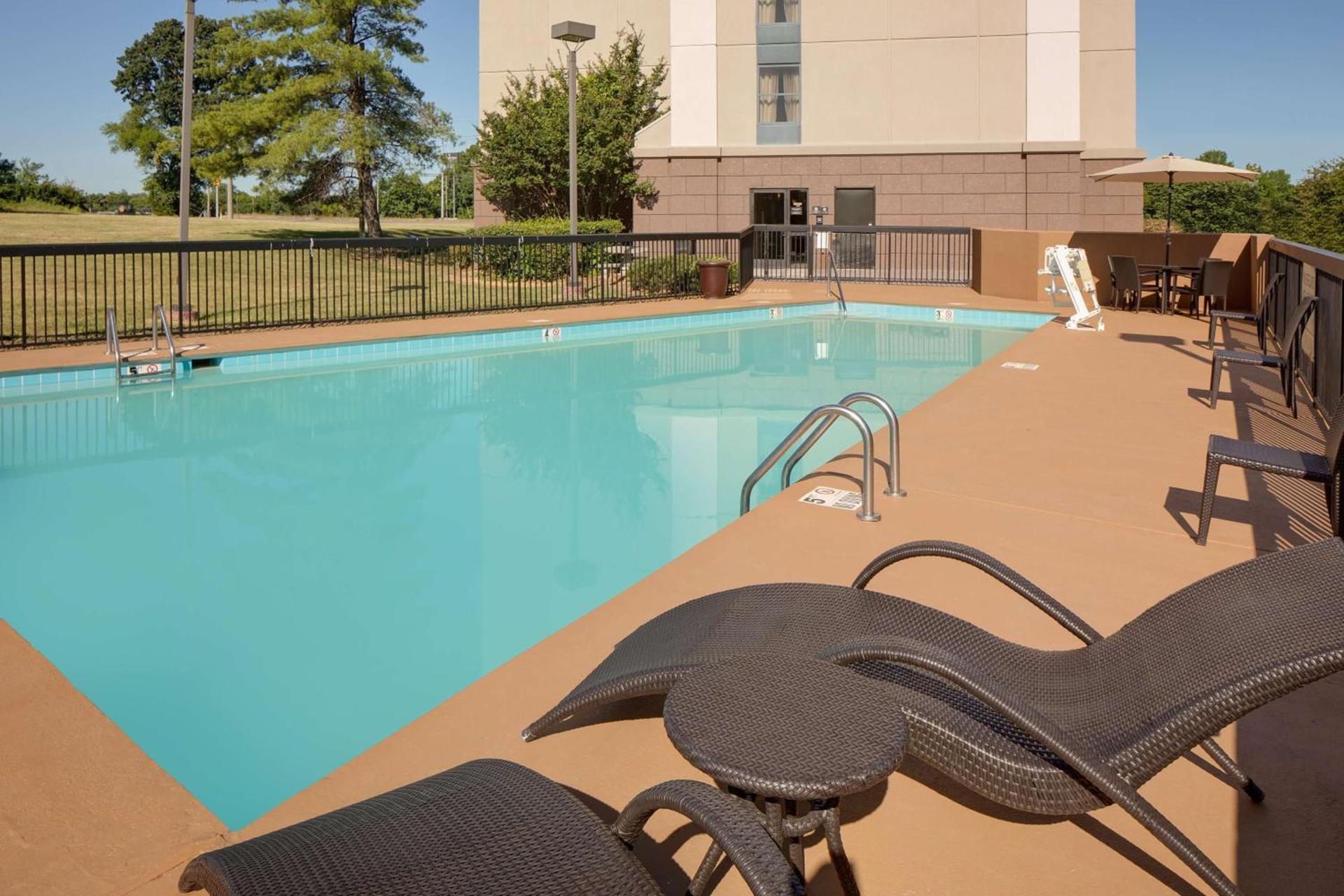 Hampton Inn & Suites Nashville-Airport photo 7