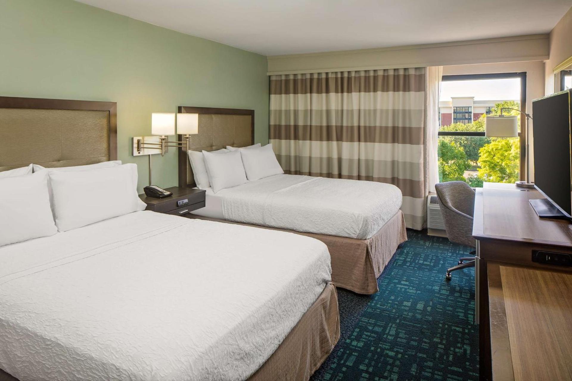 Hampton Inn & Suites Nashville-Airport photo 18