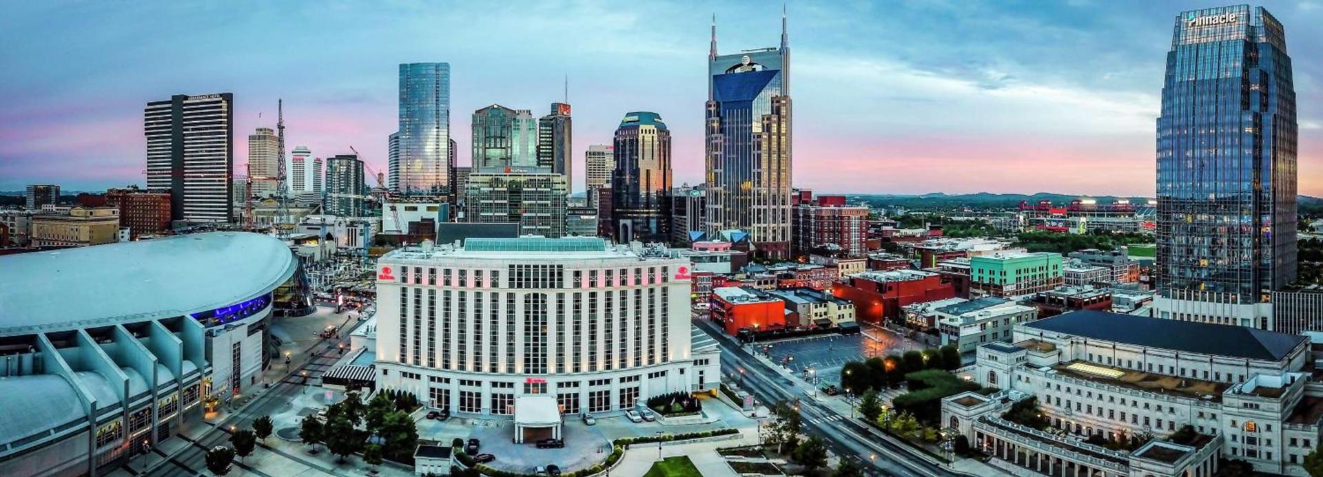 Hilton Nashville Downtown photo 2