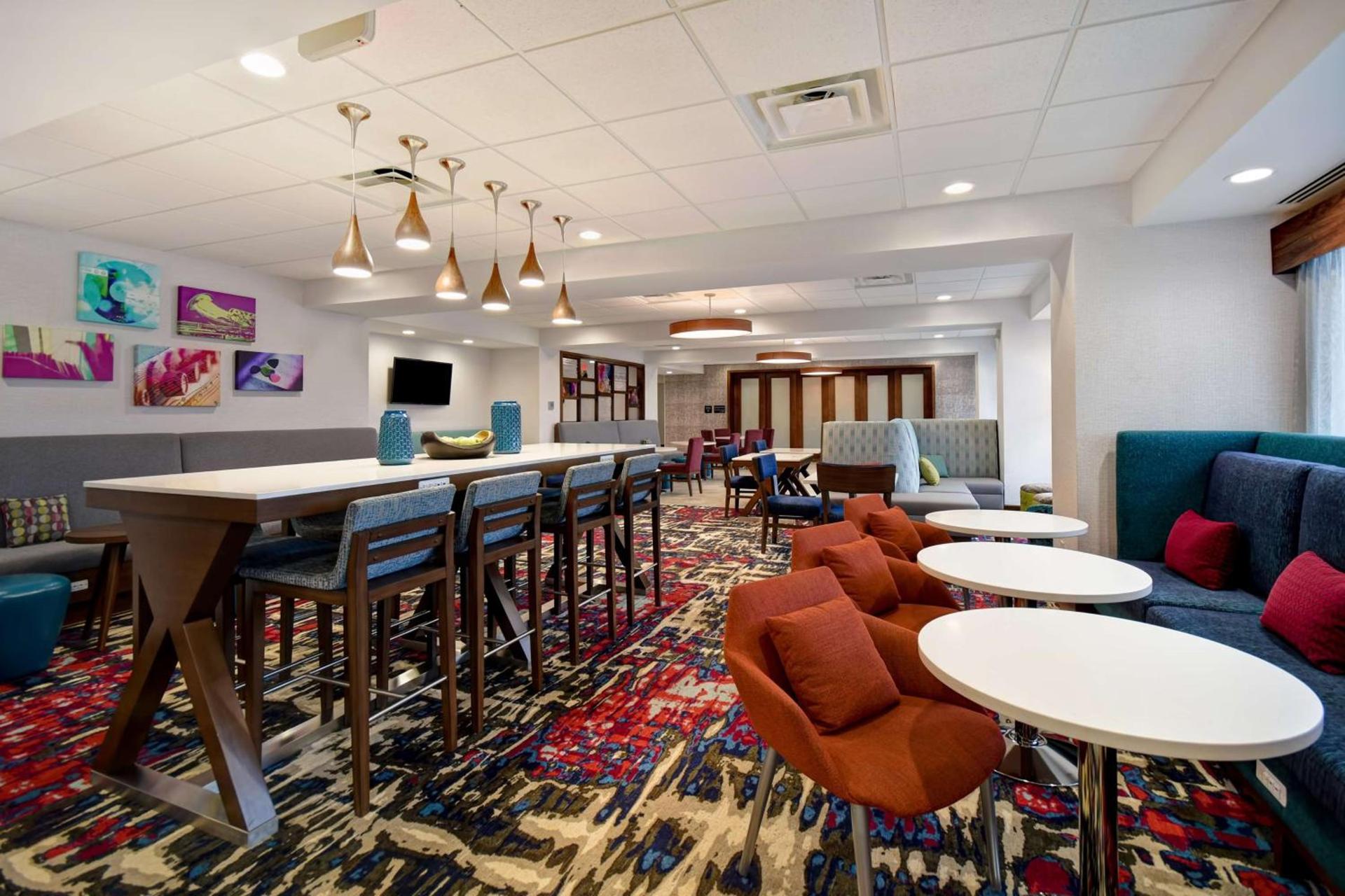 Hampton Inn Pleasant View photo 17
