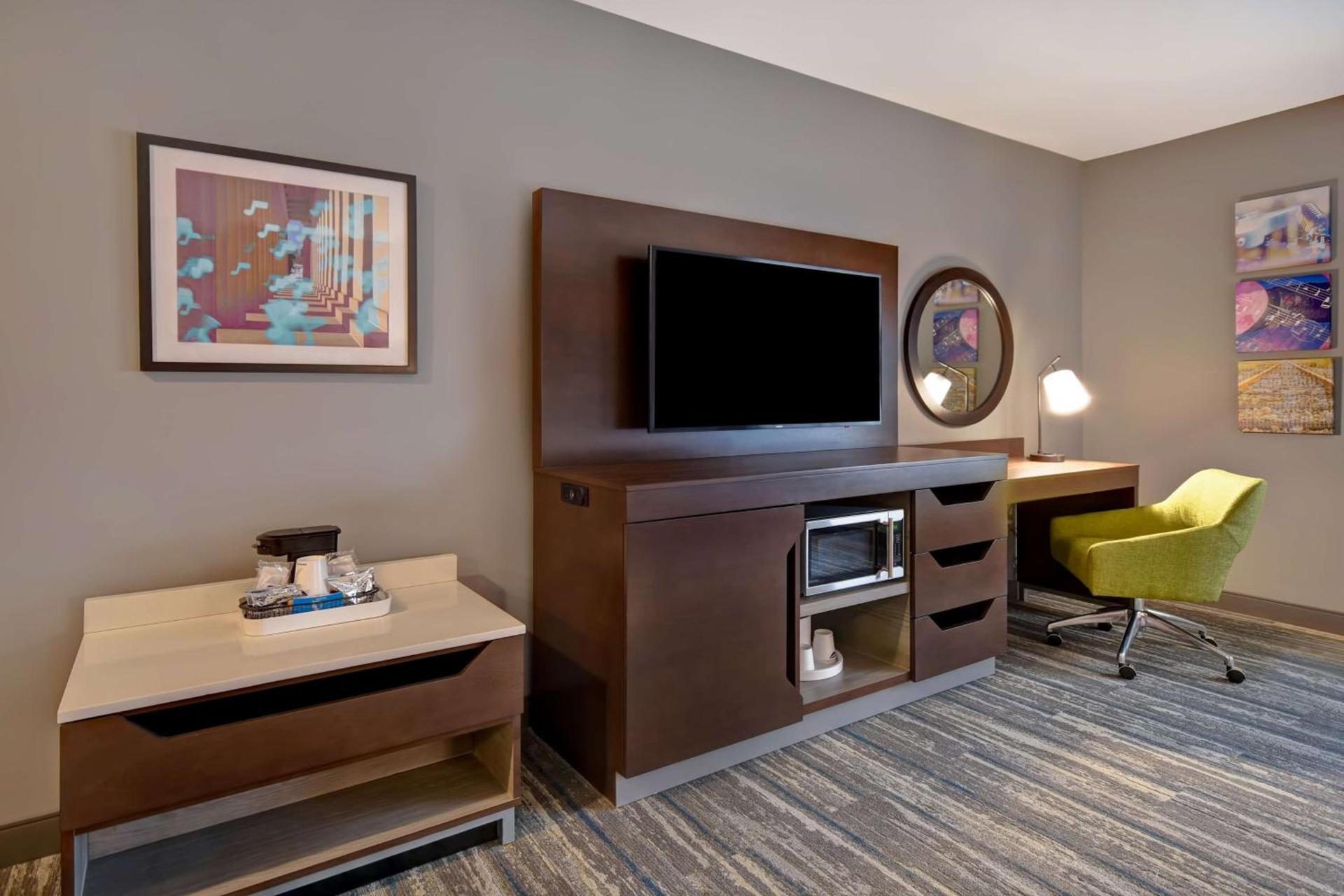 Hampton Inn Pleasant View photo 38