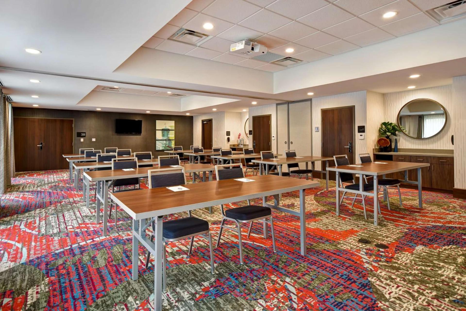 Hampton Inn Pleasant View photo 42