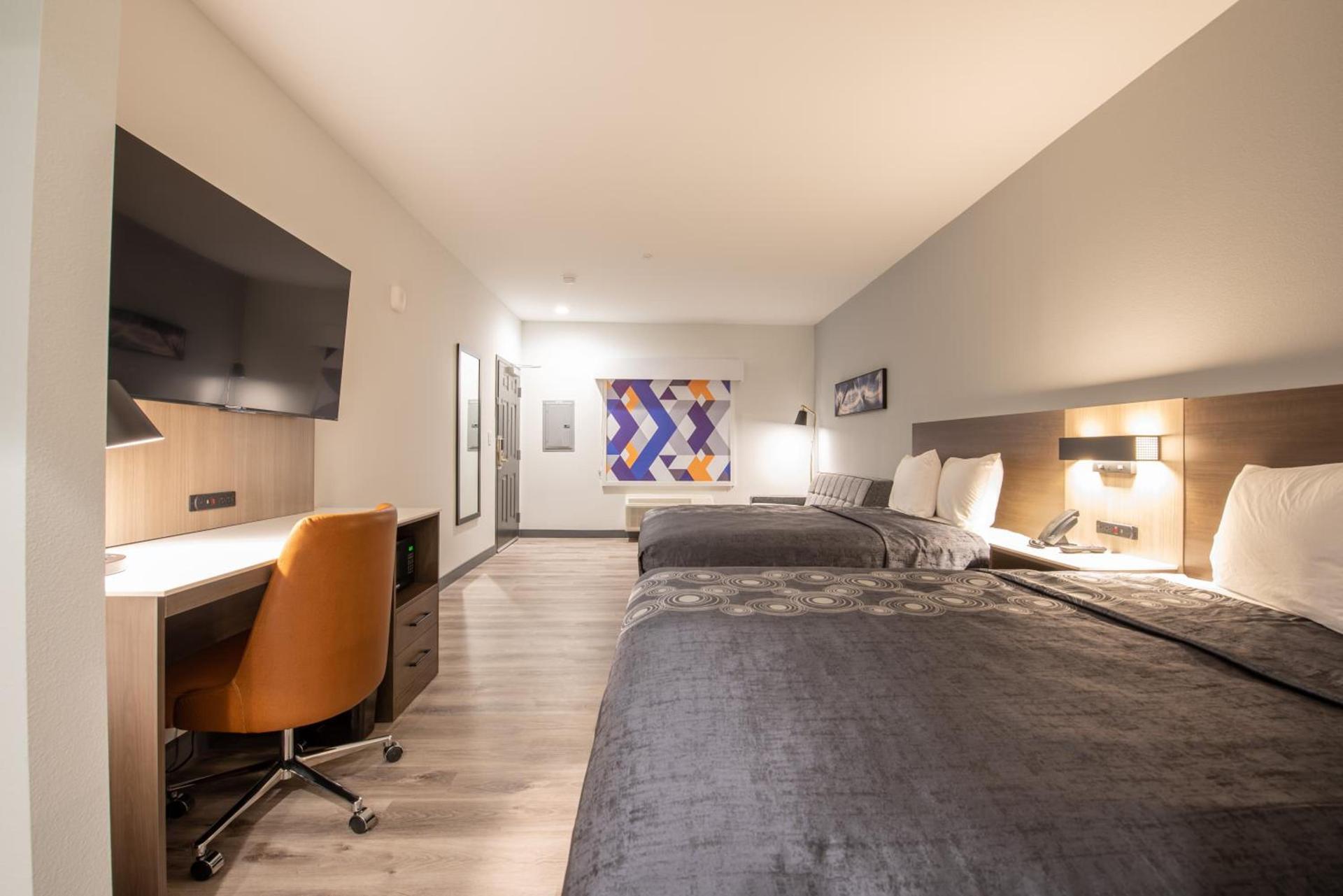 Express Inn & Suites photo 11