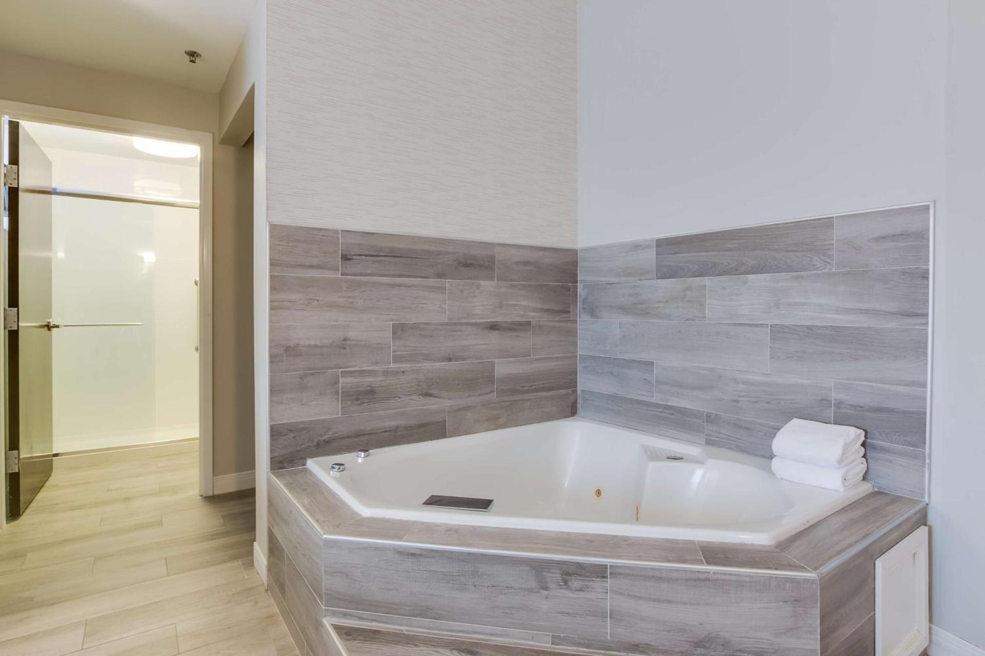 Hampton Inn White House photo 42