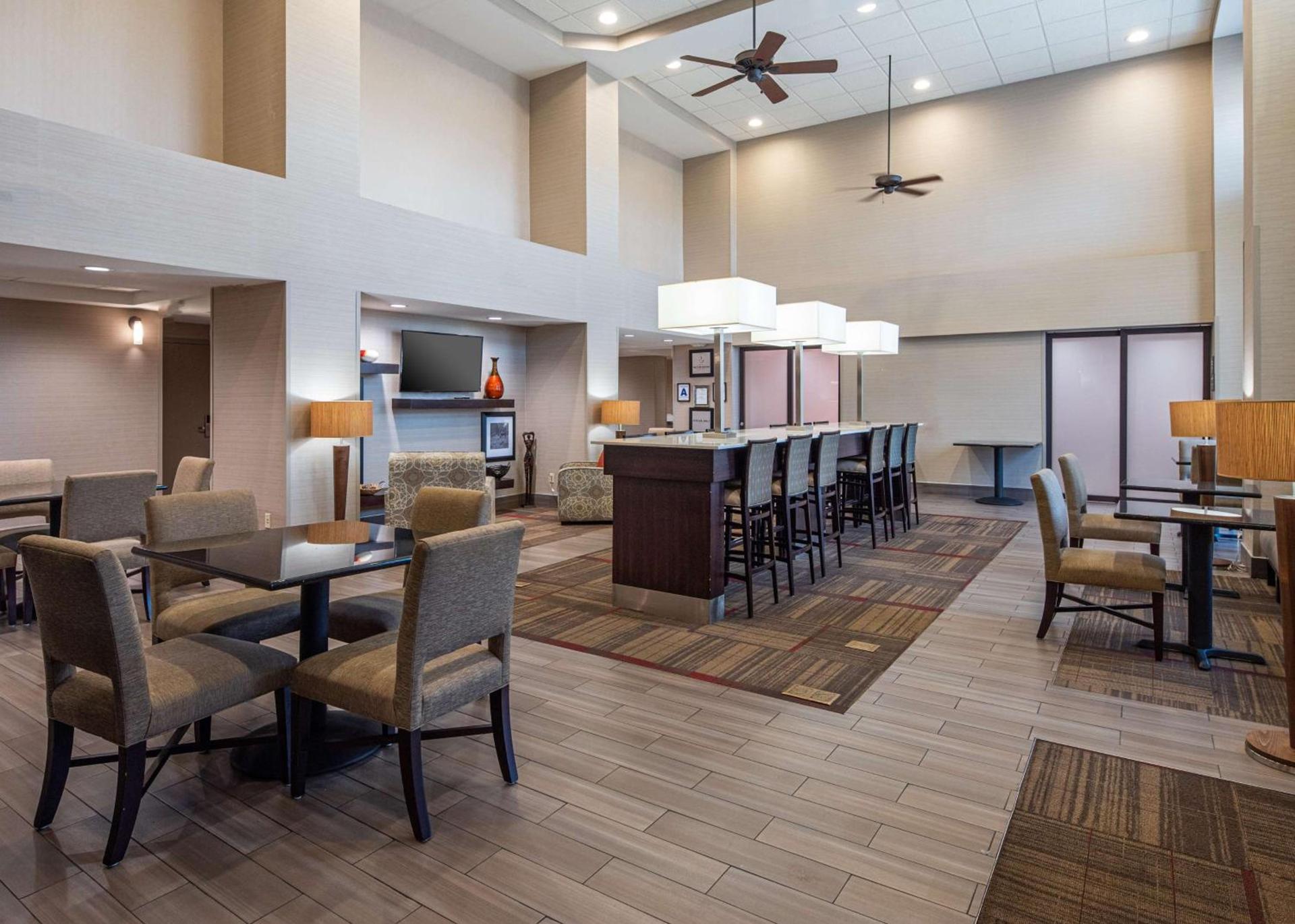 Hampton Inn & Suites Banning/Beaumont photo 4