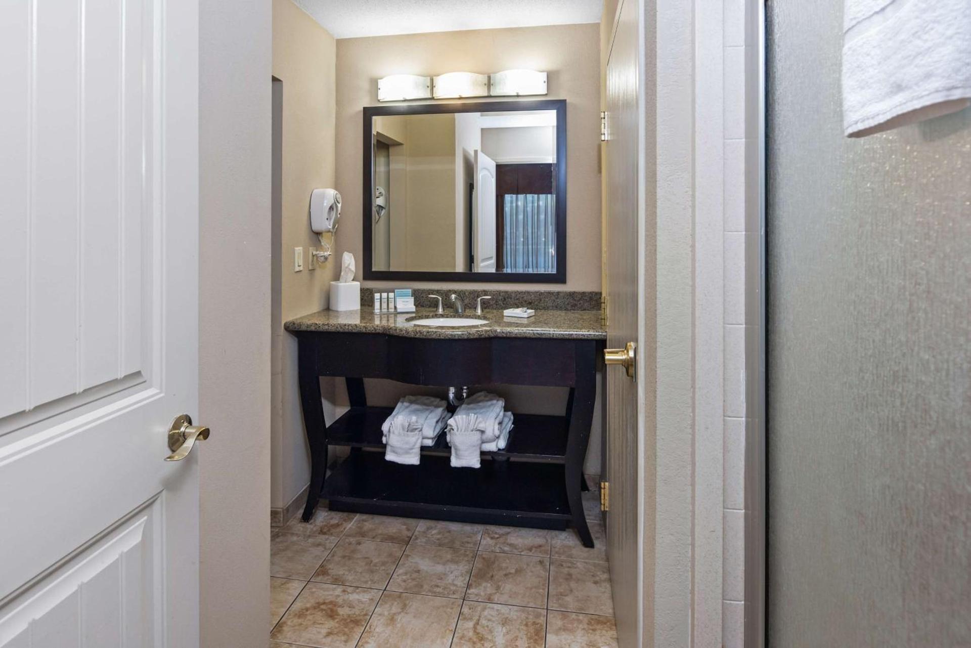 Hampton Inn & Suites Banning/Beaumont photo 40