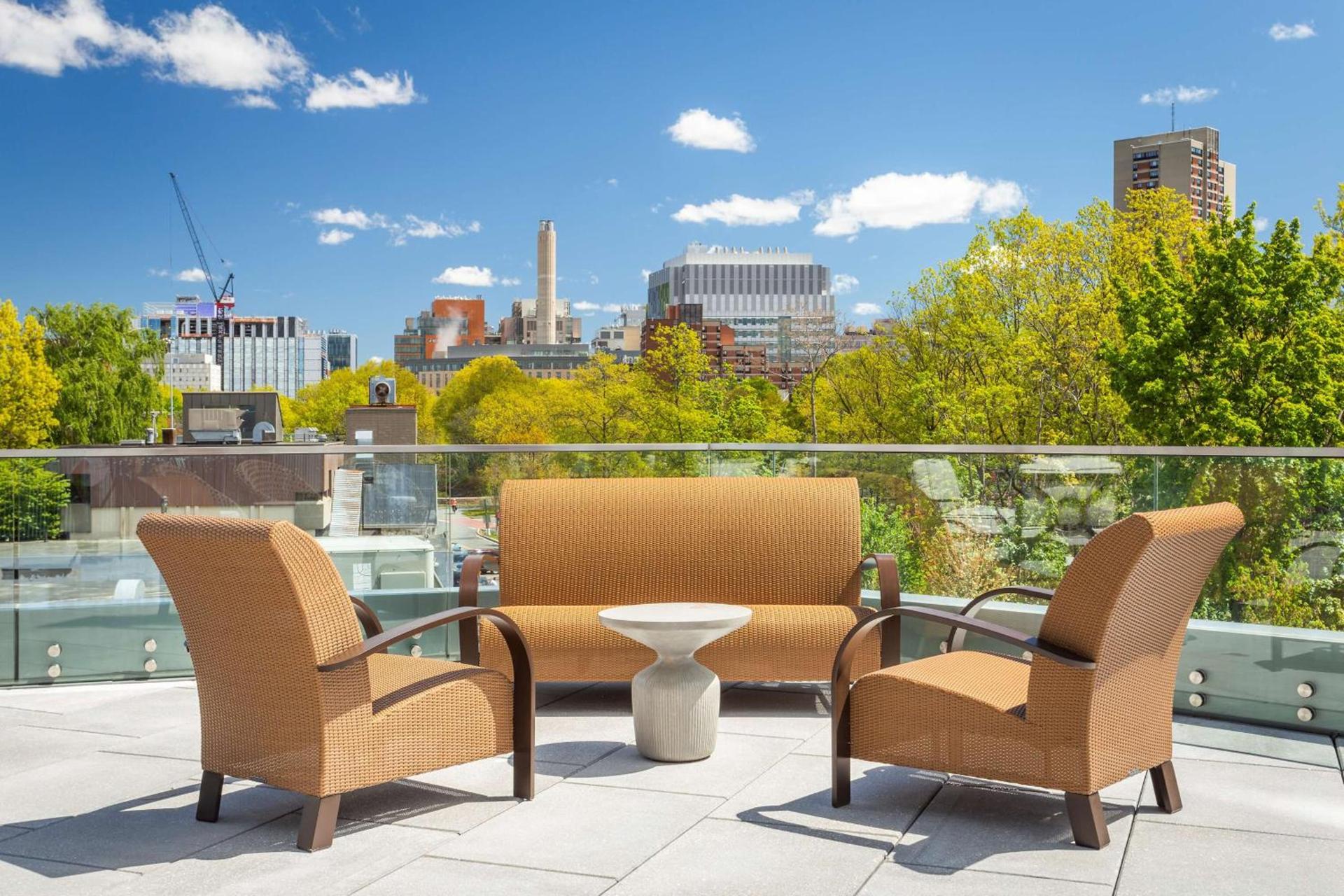 Hilton Garden Inn Boston Brookline, Ma photo 2